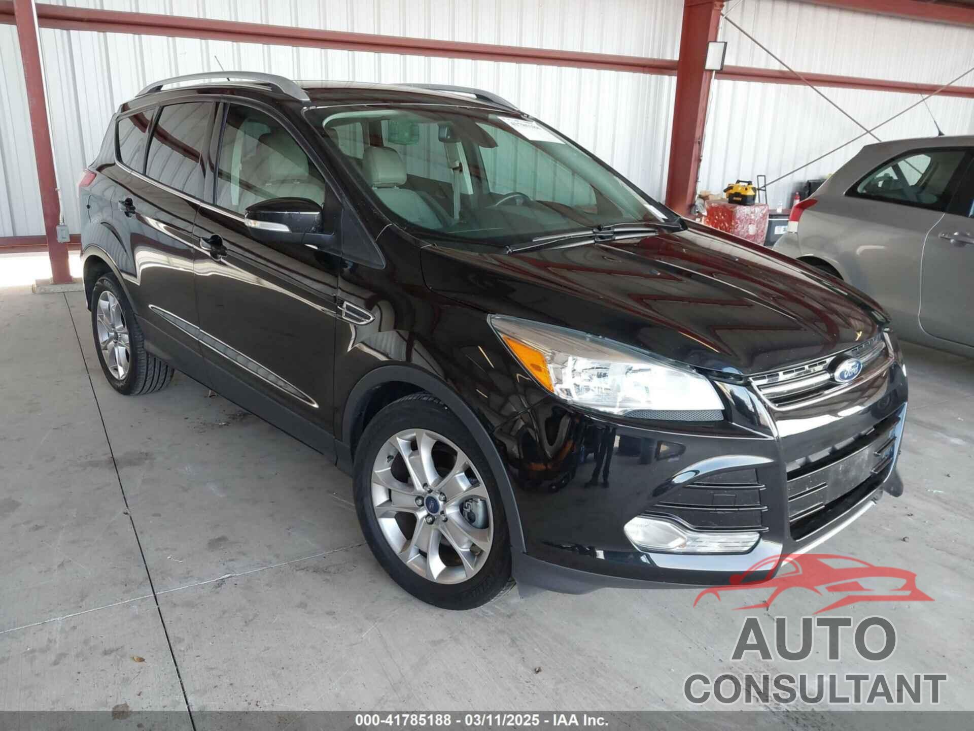FORD ESCAPE 2015 - 1FMCU0J98FUB95597