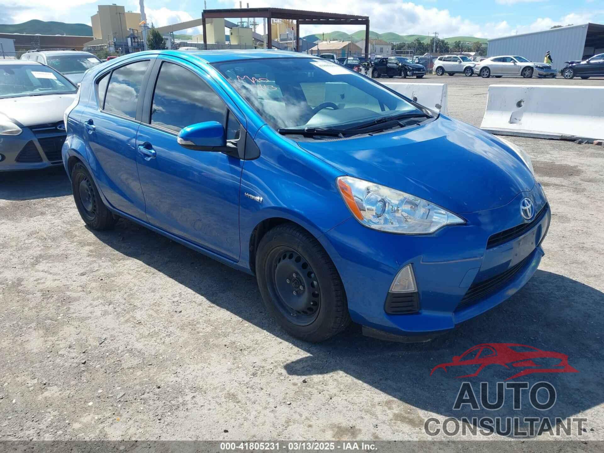TOYOTA PRIUS C 2014 - JTDKDTB32E1085186