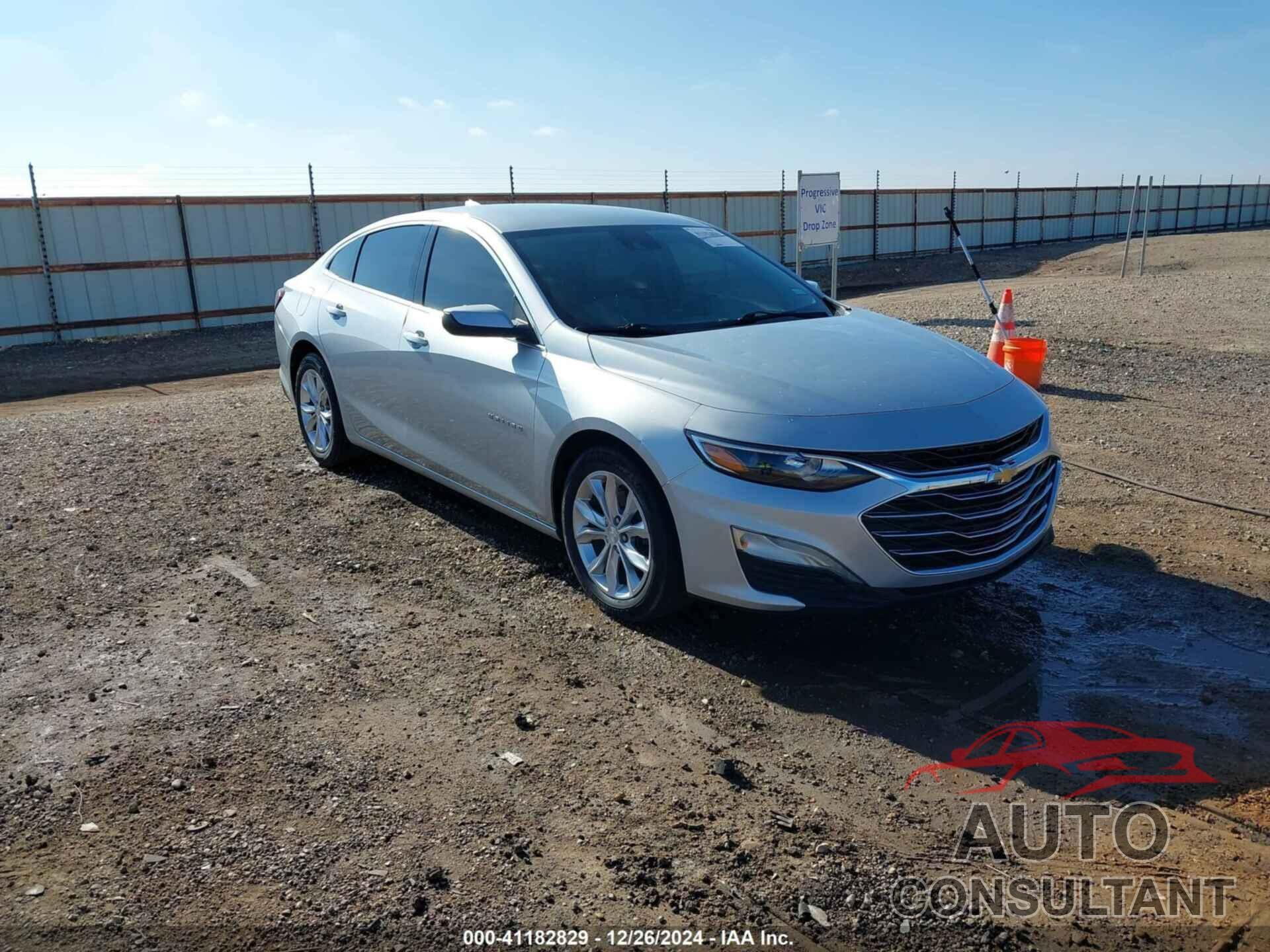 CHEVROLET MALIBU 2021 - 1G1ZD5ST2MF053844