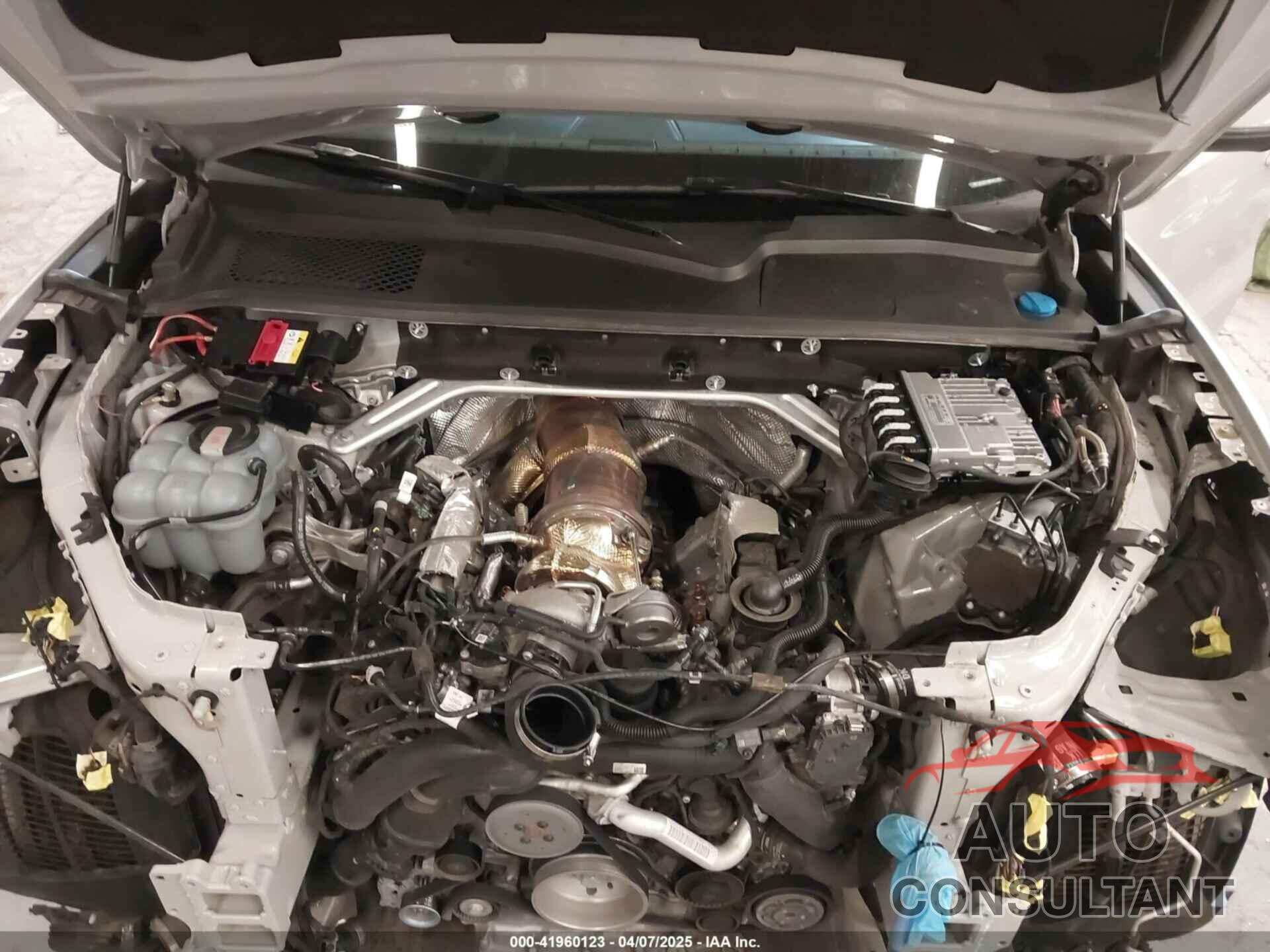 PORSCHE CAYENNE 2021 - WP1AA2AY2MDA02282