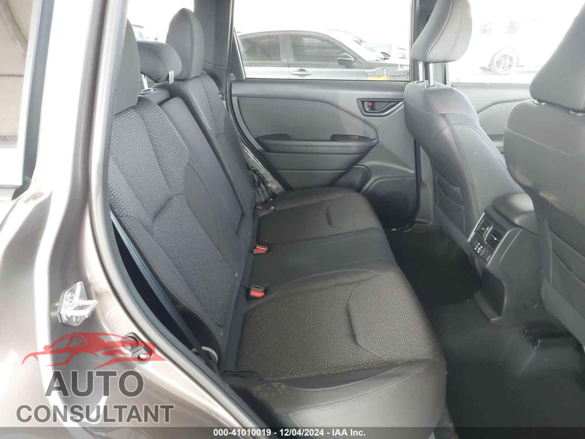 SUBARU FORESTER 2025 - JF2SLDBC2SH433100