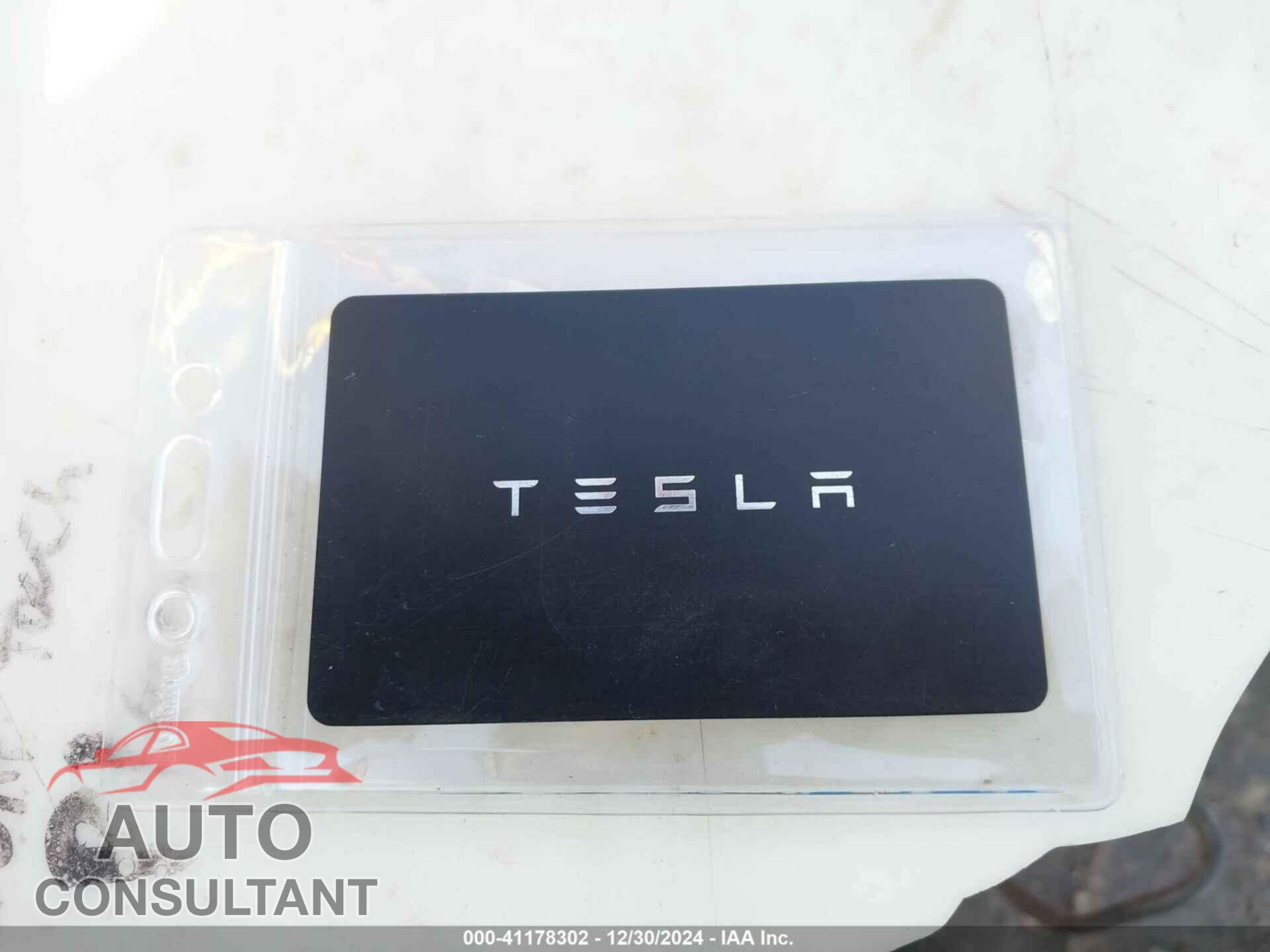 TESLA MODEL 3 2023 - 5YJ3E1EA6PF644121