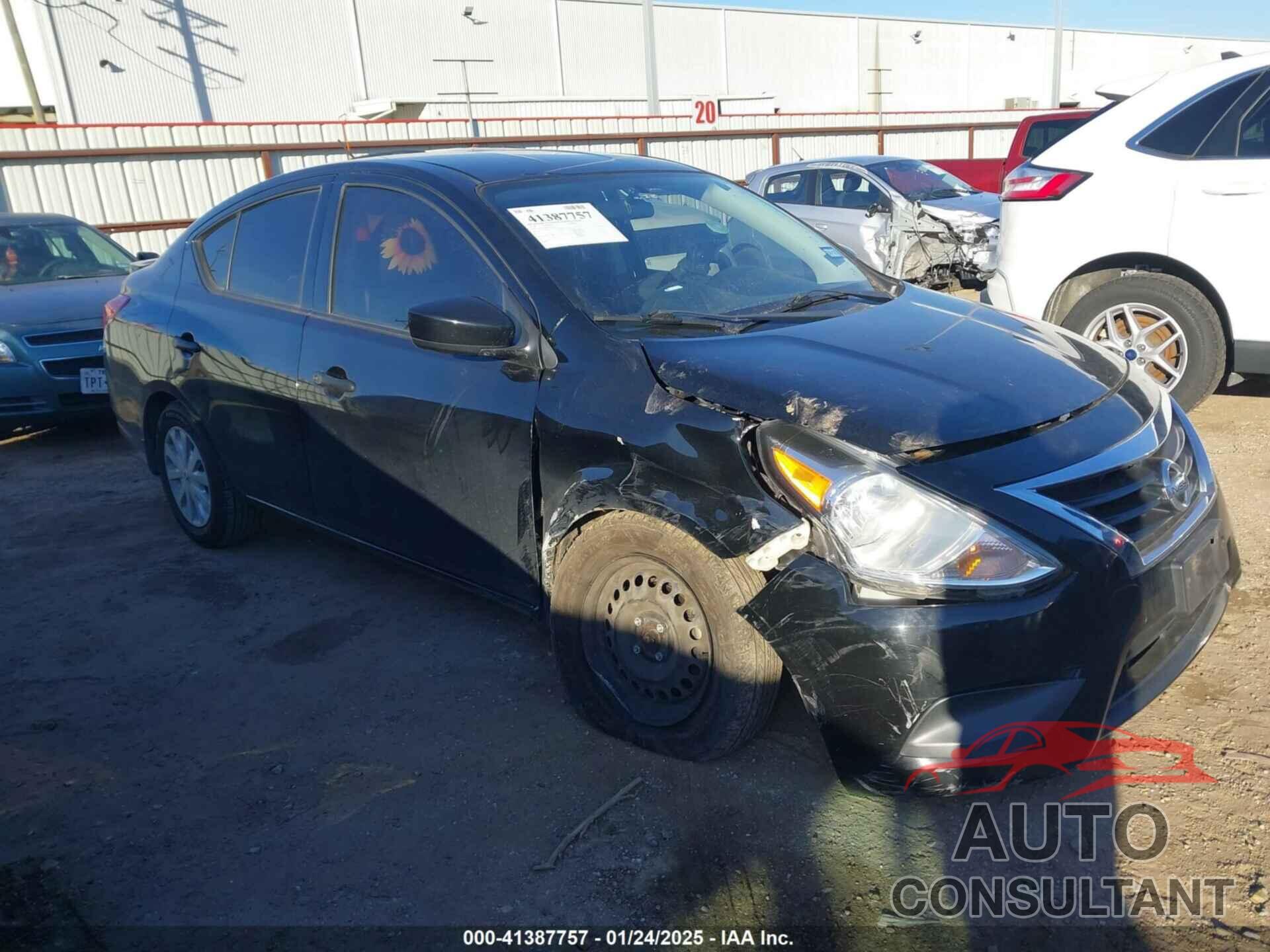NISSAN VERSA 2018 - 3N1CN7AP0JL876514