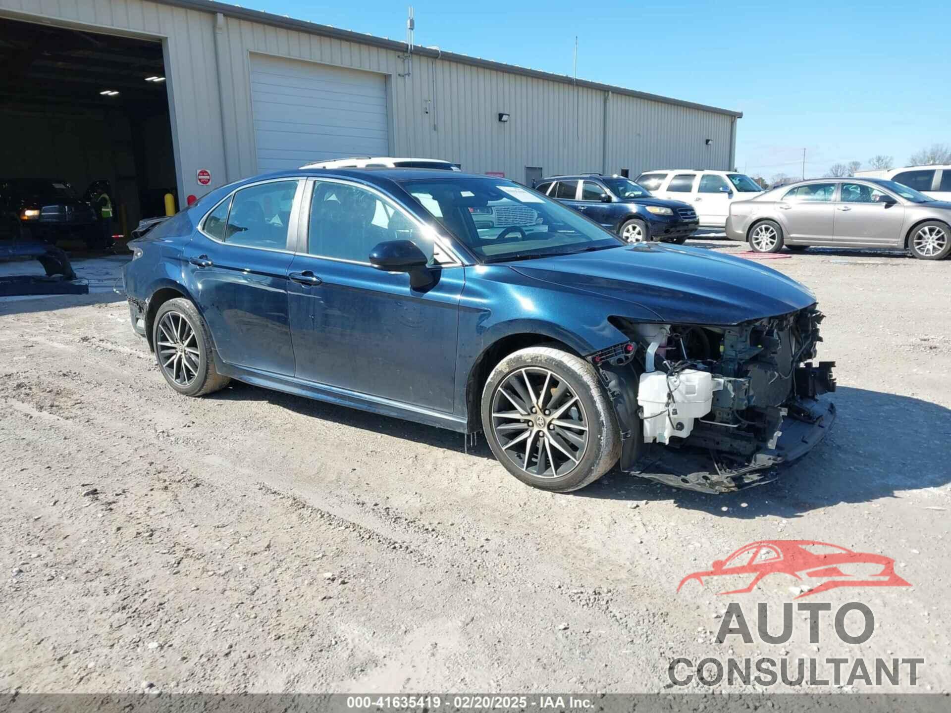 TOYOTA CAMRY 2021 - 4T1G11AK3MU574250