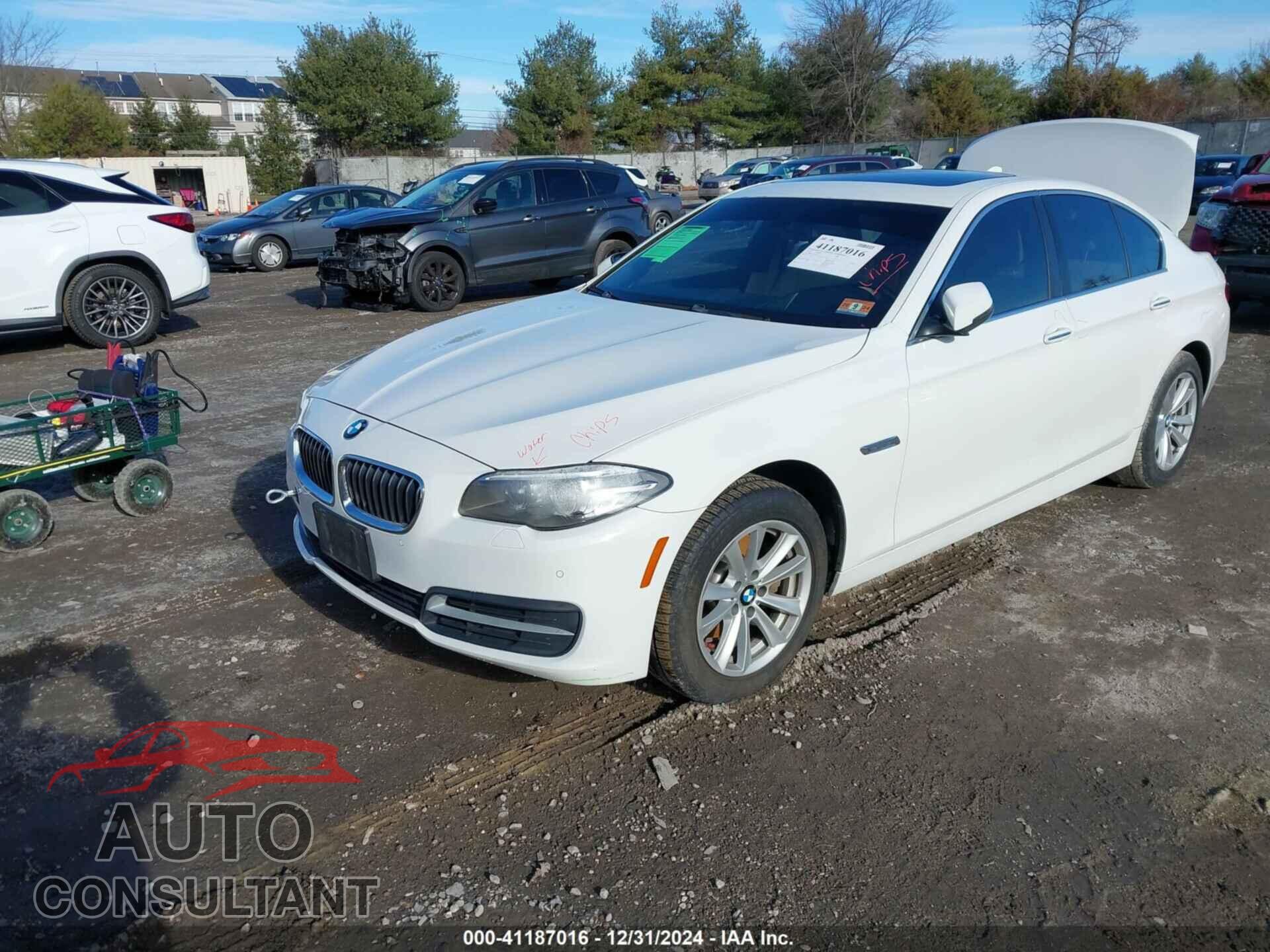 BMW 528I 2014 - WBA5A7C56ED219397