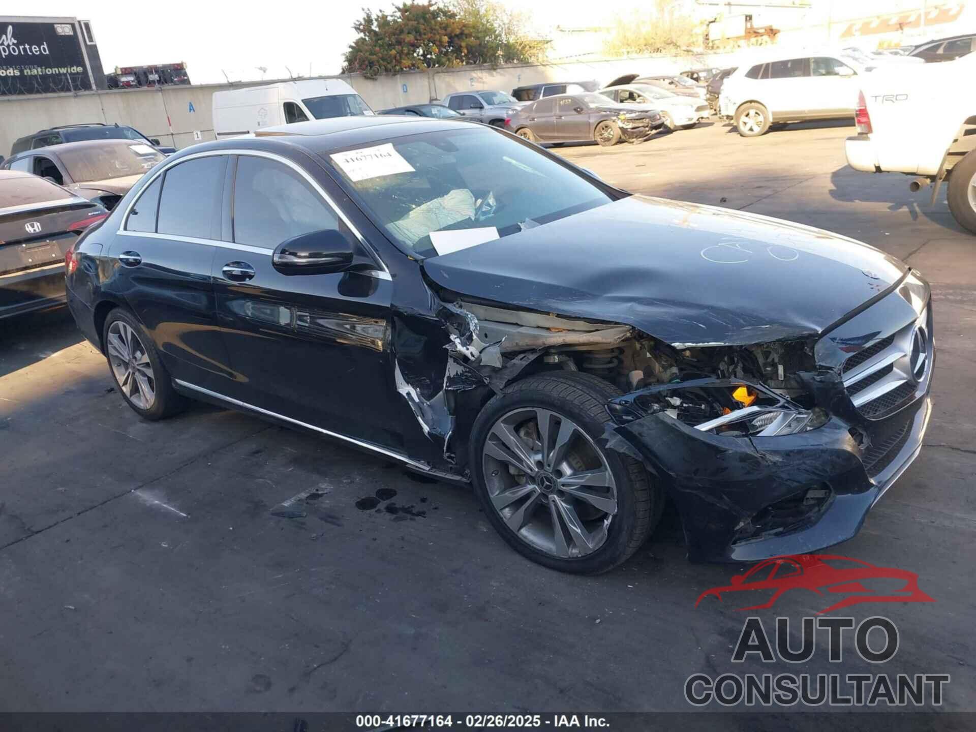 MERCEDES-BENZ C 300 2018 - 55SWF4JB9JU275433
