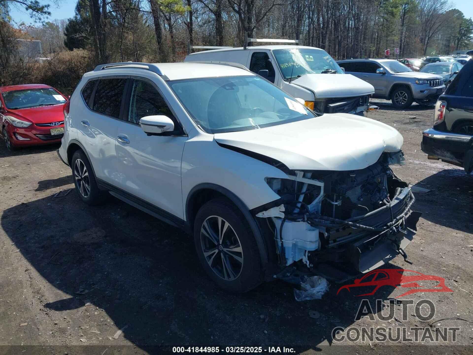 NISSAN ROGUE 2019 - JN8AT2MV8KW385485