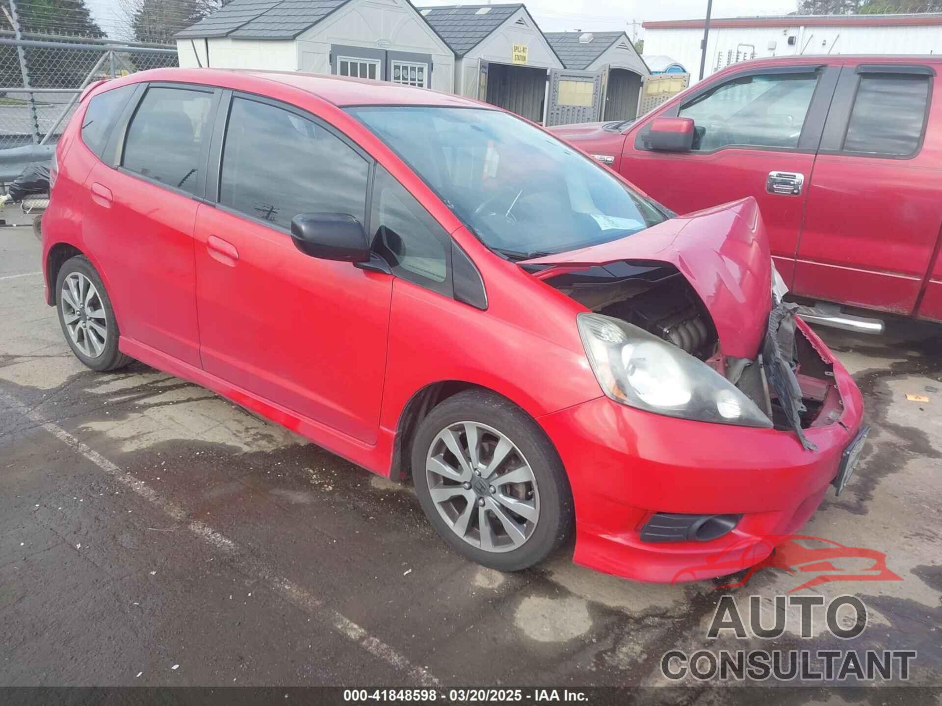HONDA FIT 2013 - JHMGE8H54DC012606