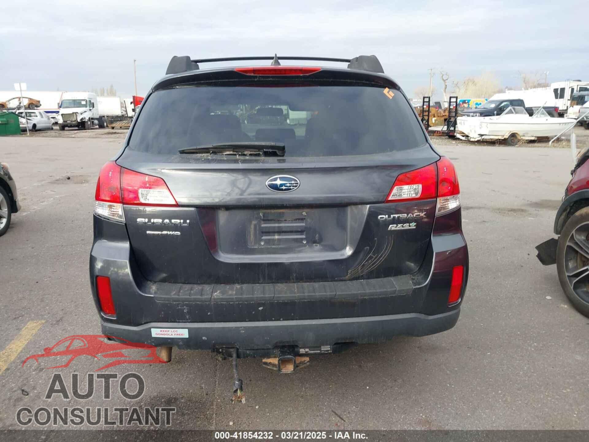 SUBARU OUTBACK 2013 - 4S4BRBLC4D3257159
