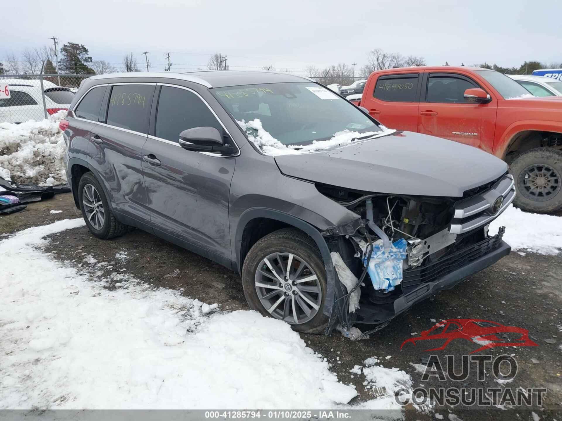 TOYOTA HIGHLANDER 2019 - 5TDJZRFH4KS589338