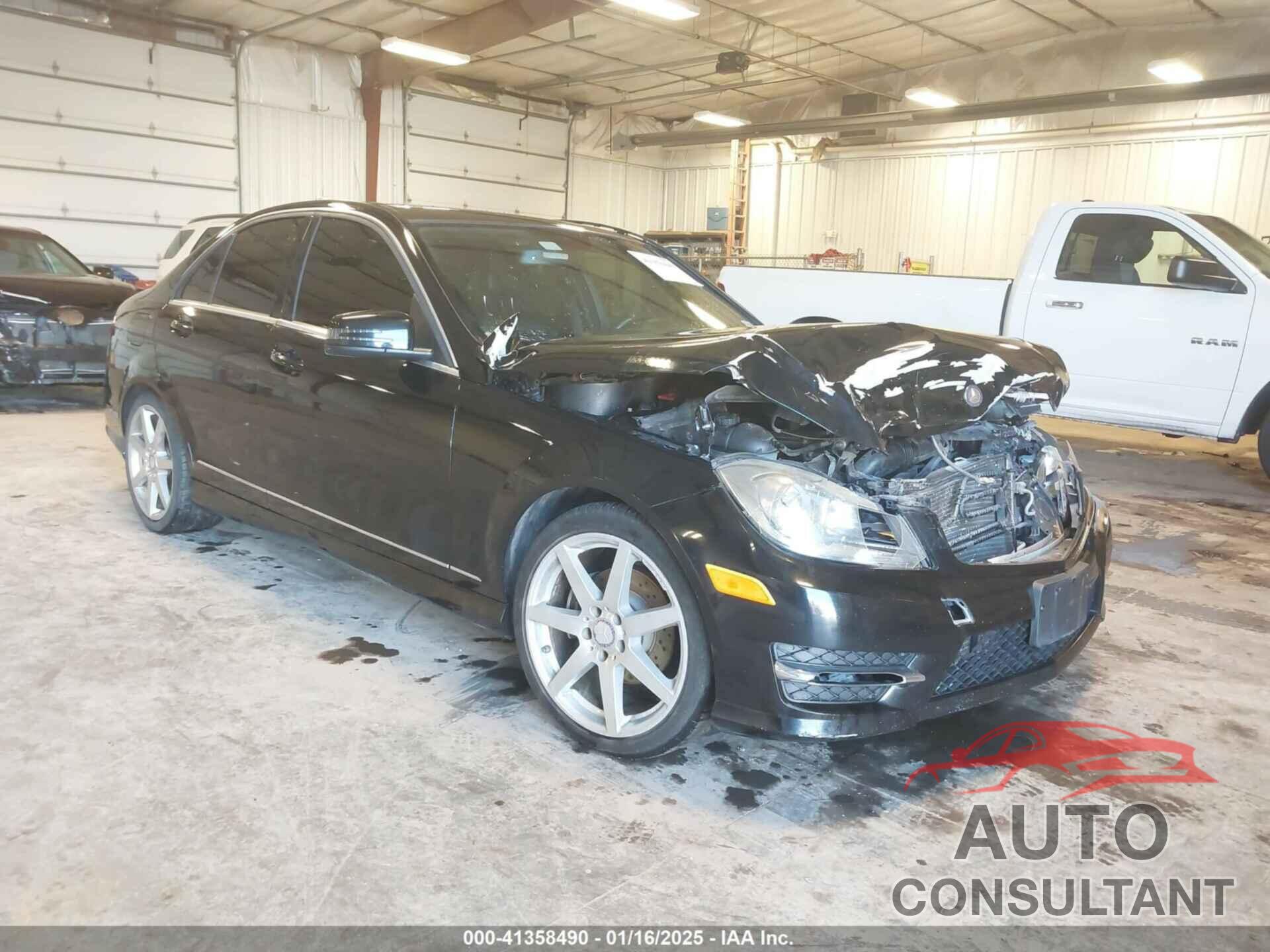MERCEDES-BENZ C 250 2014 - WDDGF4HB0EA960338