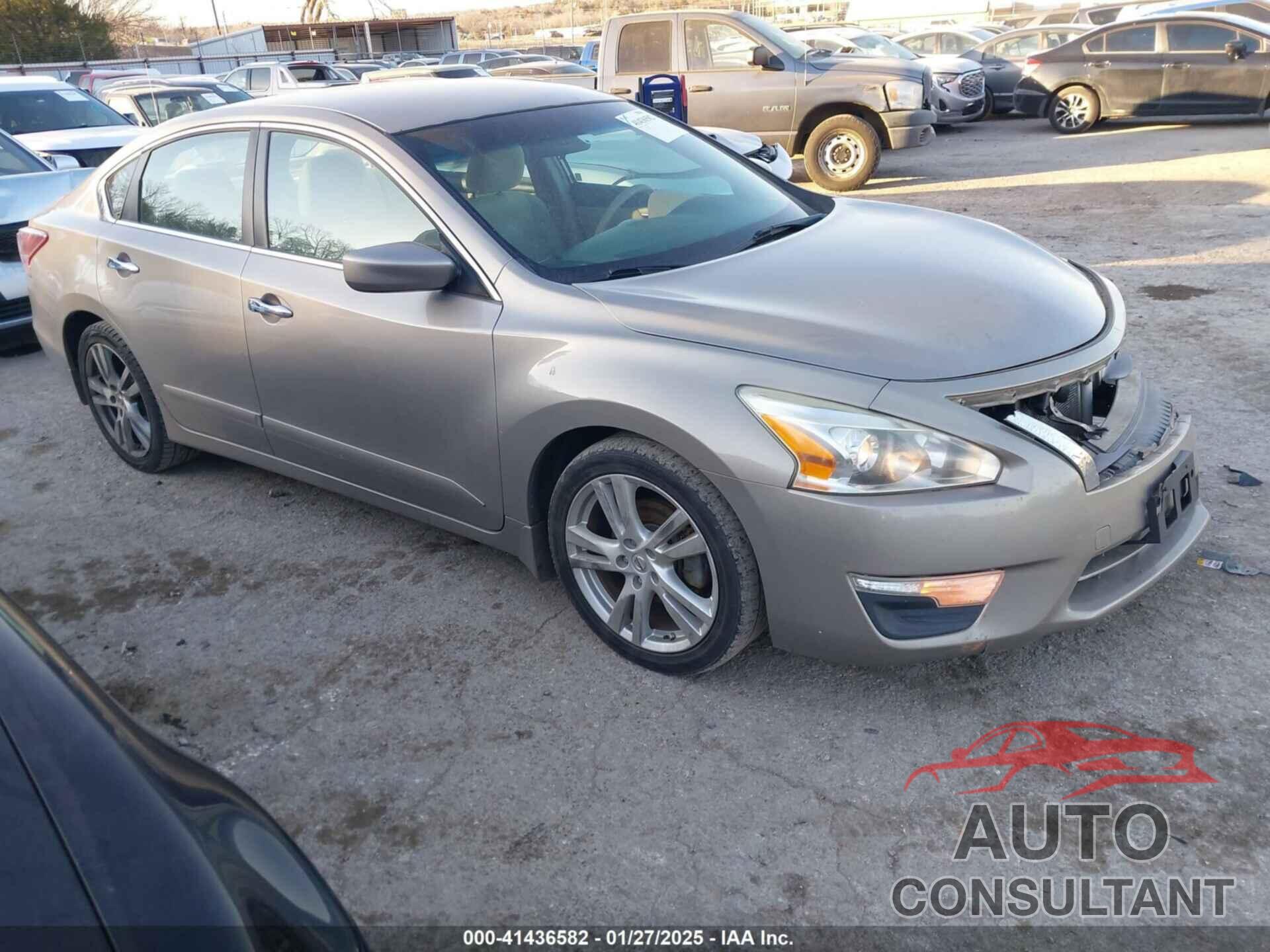 NISSAN ALTIMA 2013 - 1N4BL3AP4DN559367