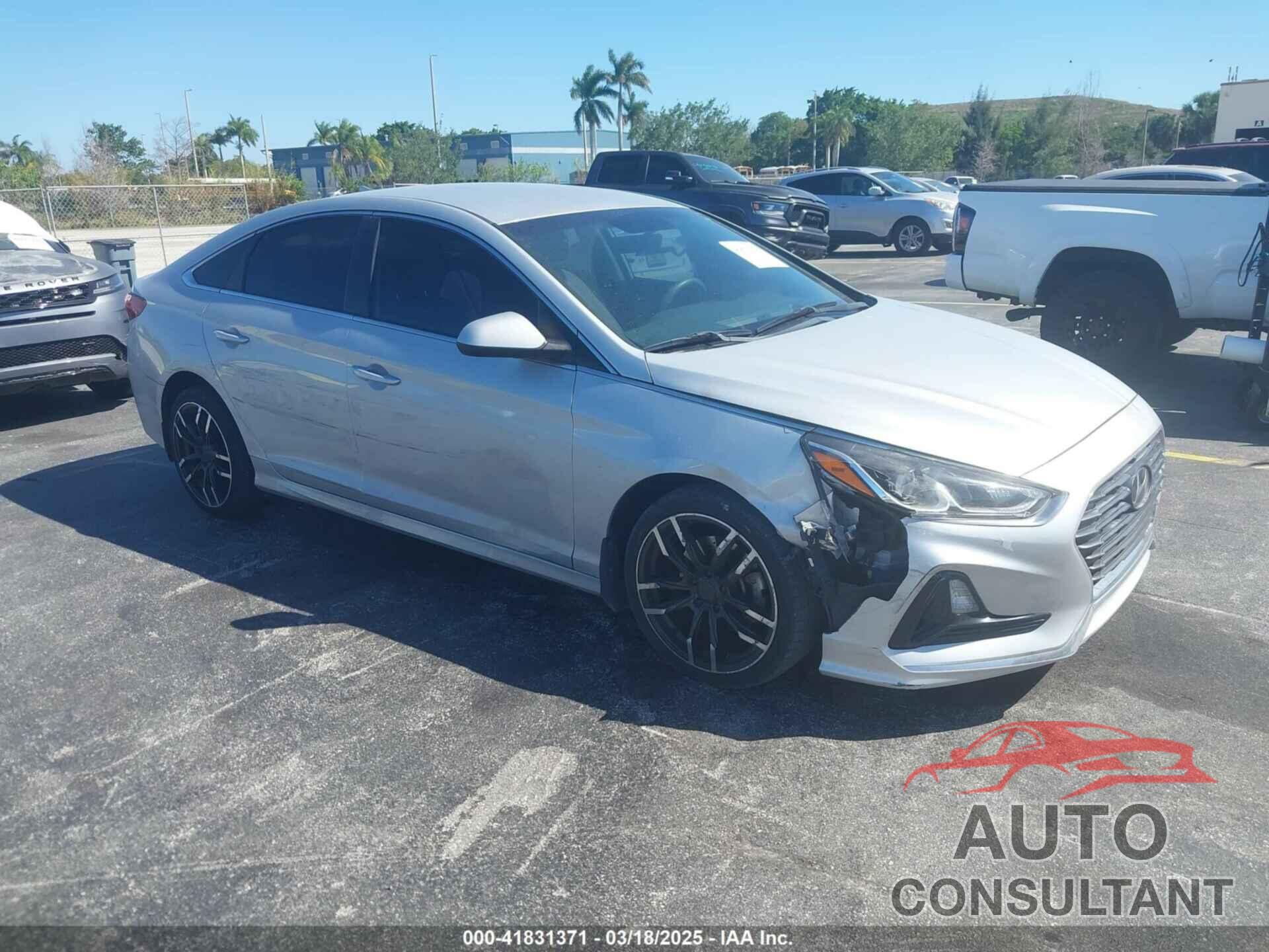 HYUNDAI SONATA 2019 - 5NPE24AF3KH810903