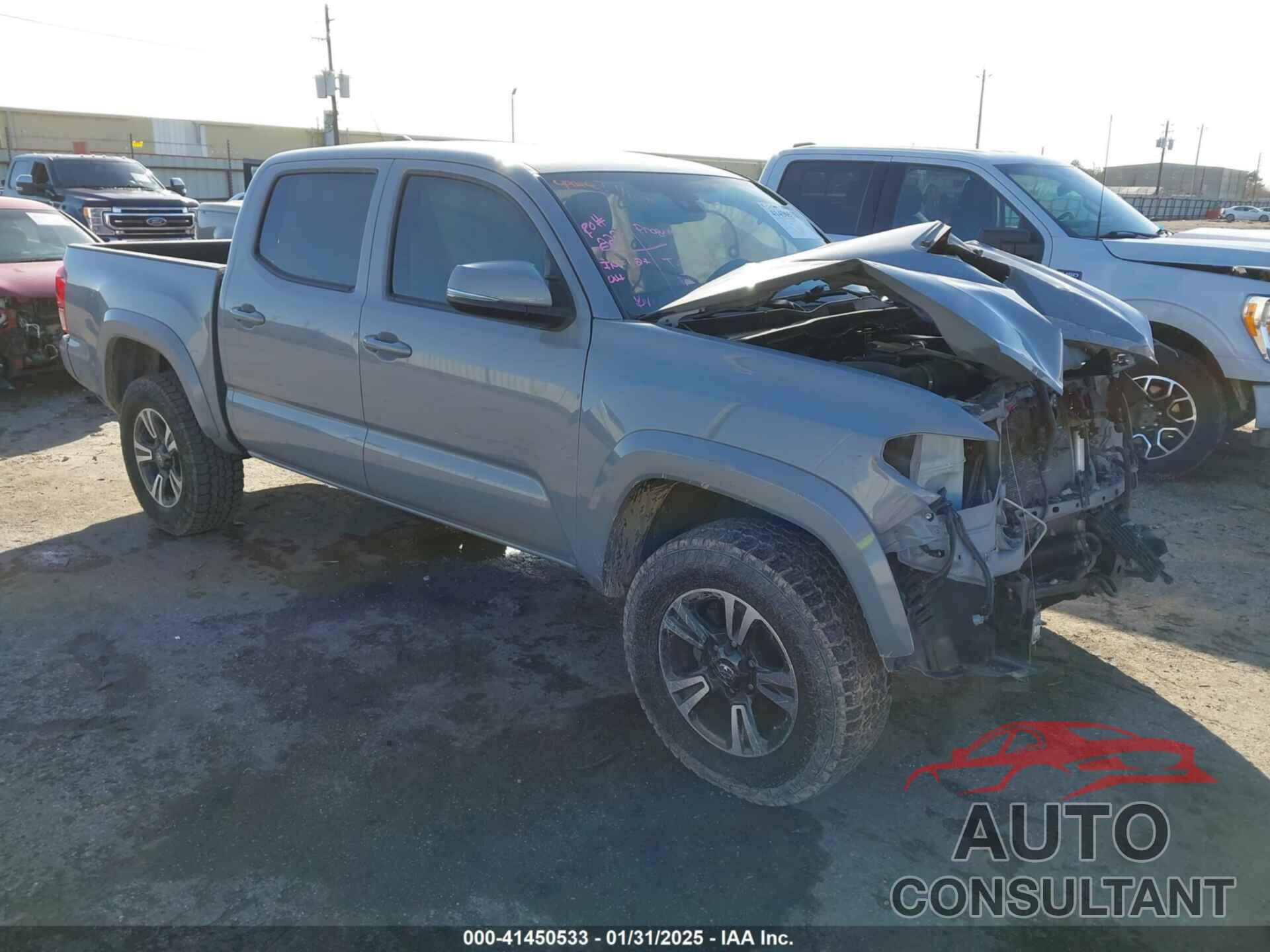 TOYOTA TACOMA 2018 - 5TFAZ5CN1JX062501