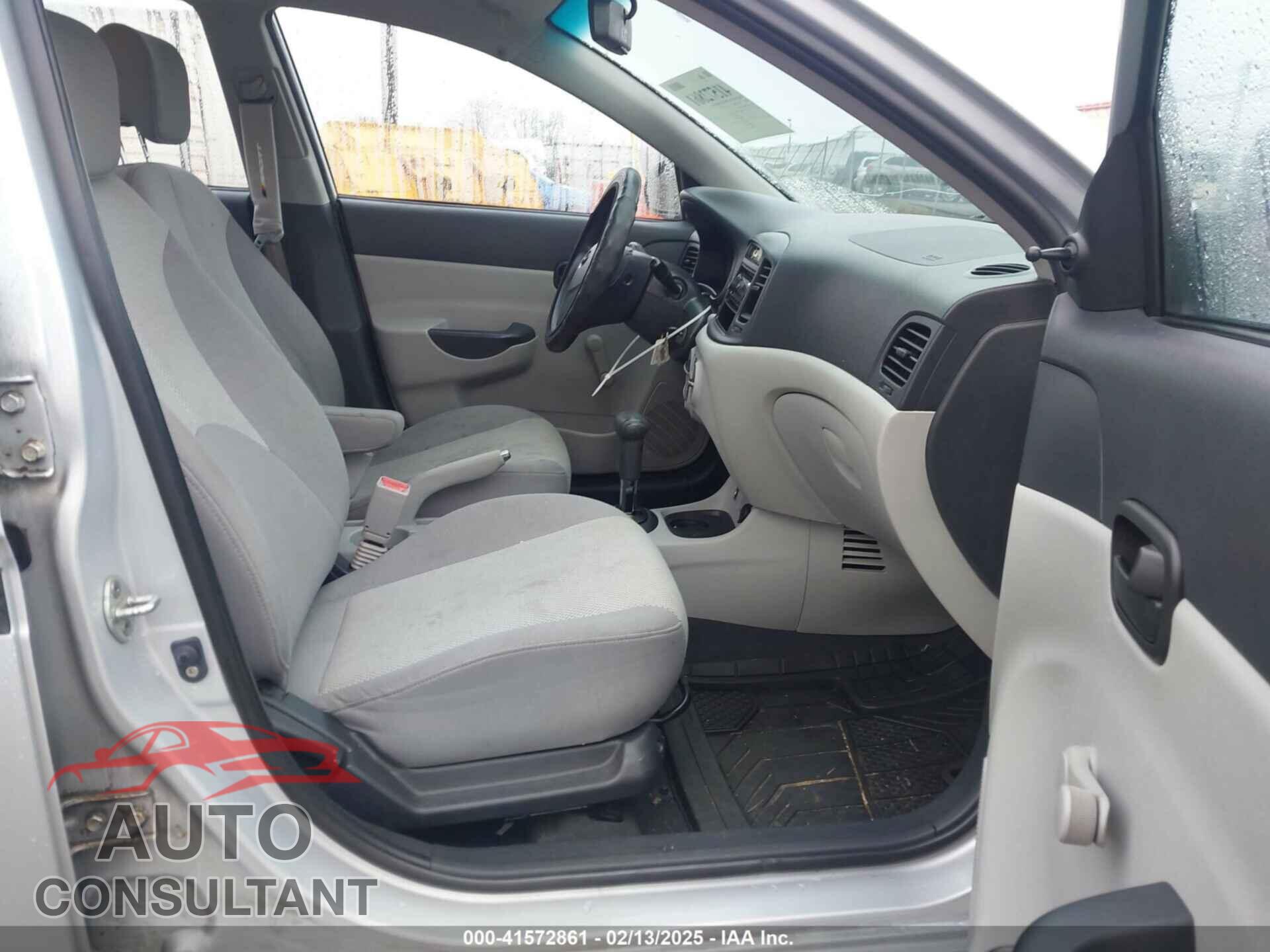 HYUNDAI ACCENT 2009 - KMHCM46C69U294810