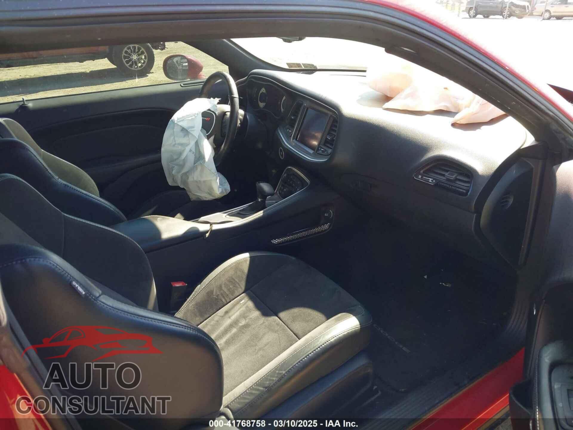DODGE CHALLENGER 2017 - 2C3CDZBT8HH601004