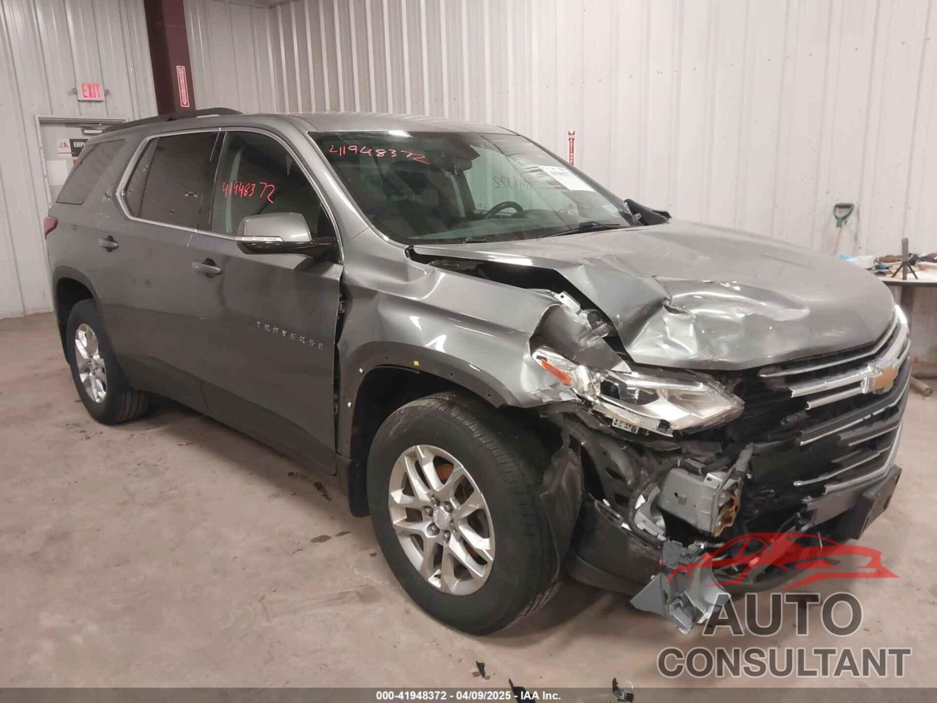 CHEVROLET TRAVERSE 2019 - 1GNERGKW0KJ230695
