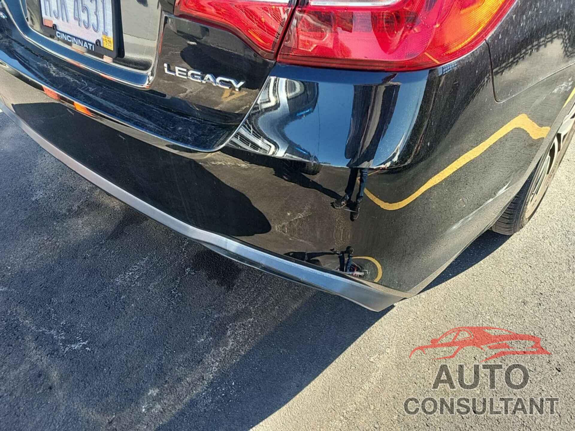 SUBARU LEGACY 2018 - 4S3BNAF60J3034869
