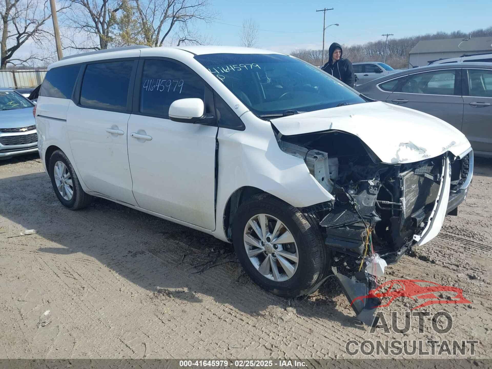 KIA SEDONA 2017 - KNDMB5C14H6250167