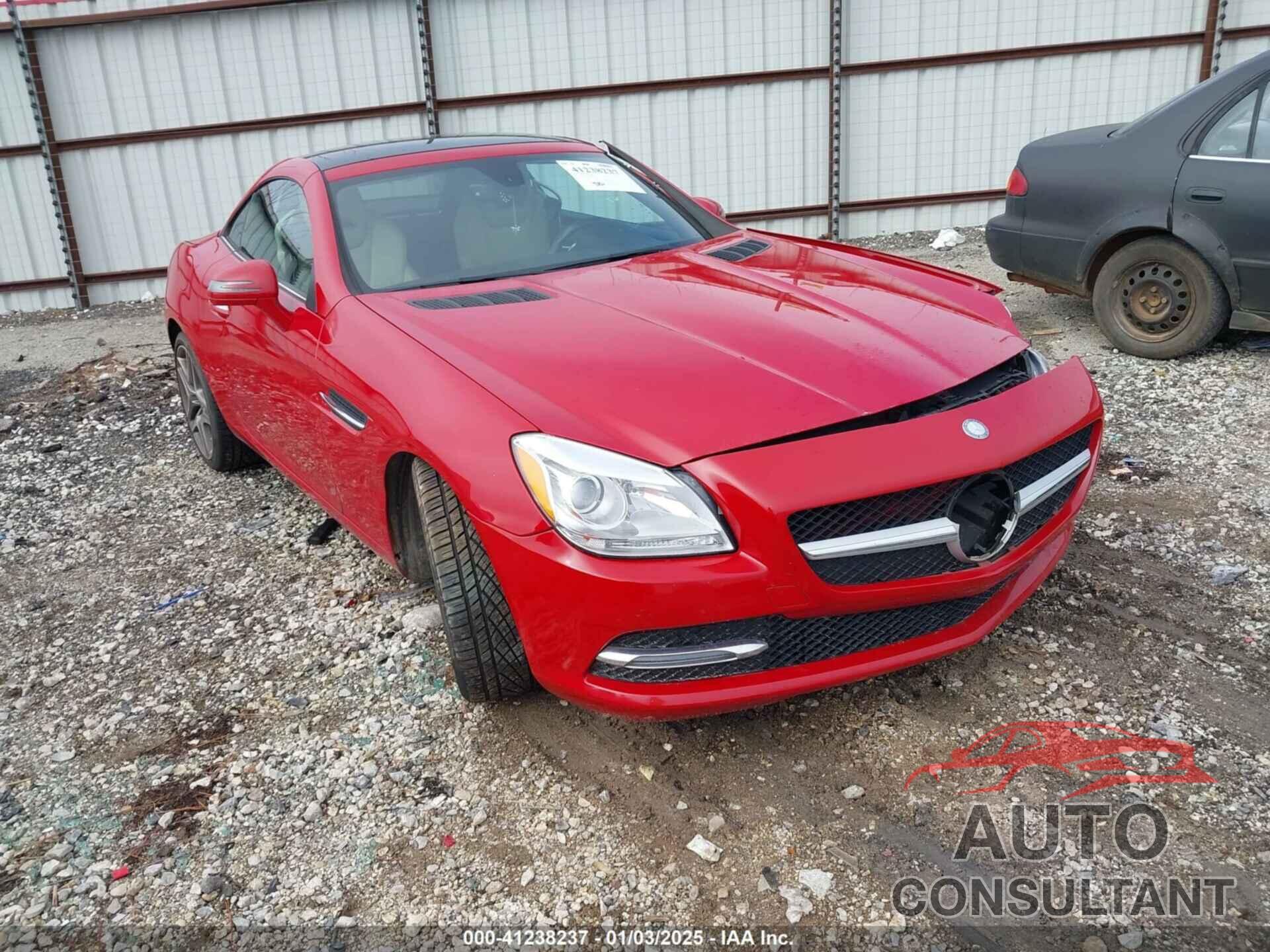 MERCEDES-BENZ SLK 250 2013 - WDDPK4HAXDF064844