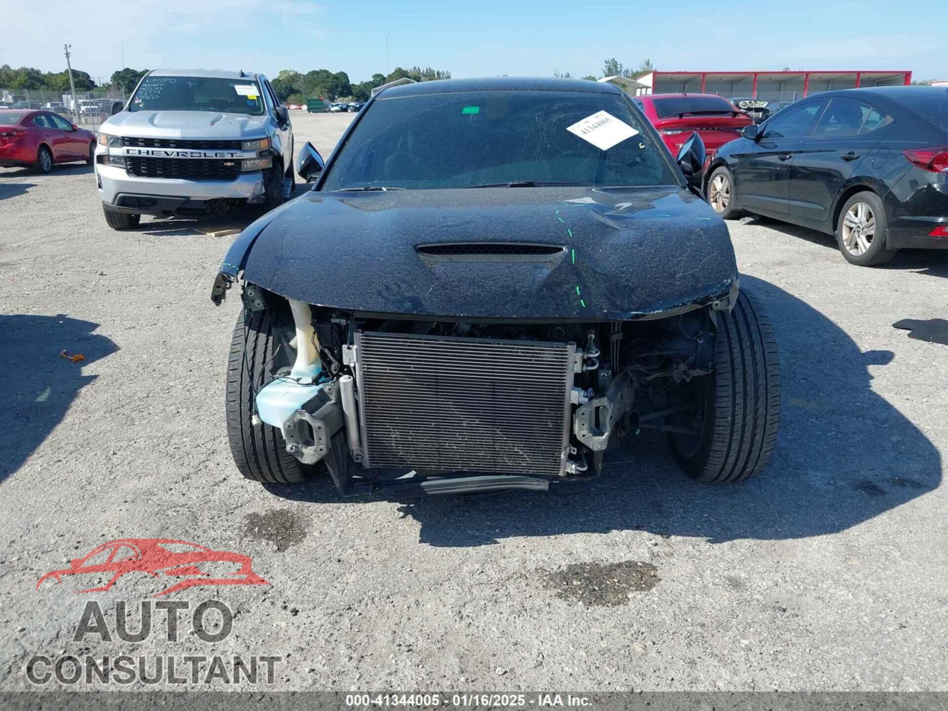 DODGE CHARGER 2019 - 2C3CDXCT8KH630013