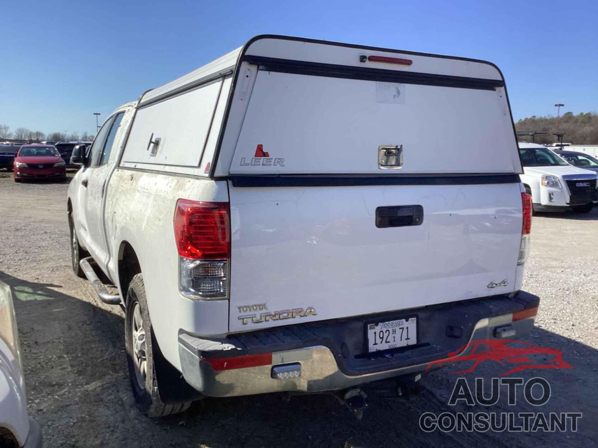 TOYOTA TUNDRA 2013 - 5TFUM5F1XDX049058