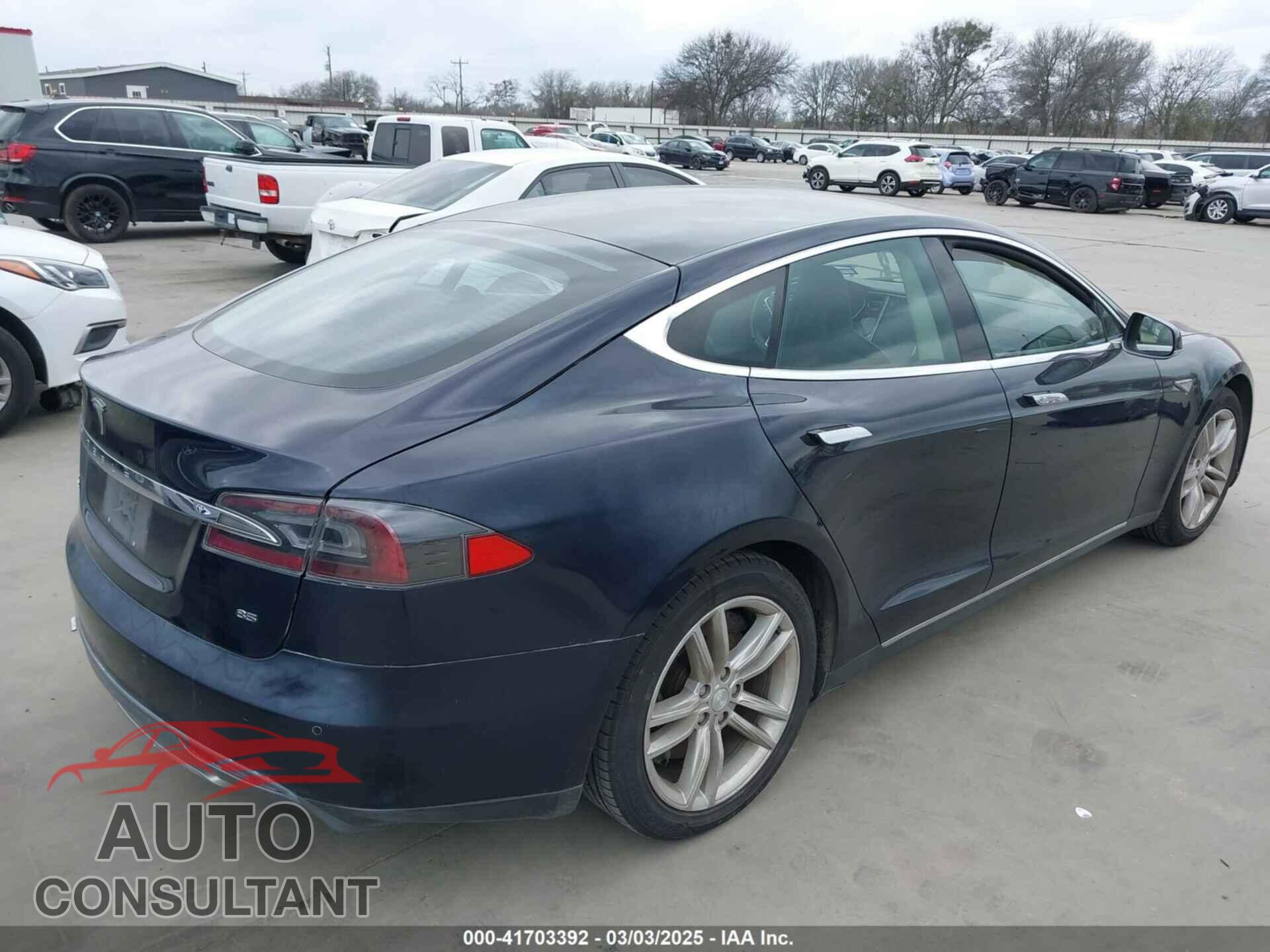 TESLA MODEL S 2014 - 5YJSA1H19EFP51132