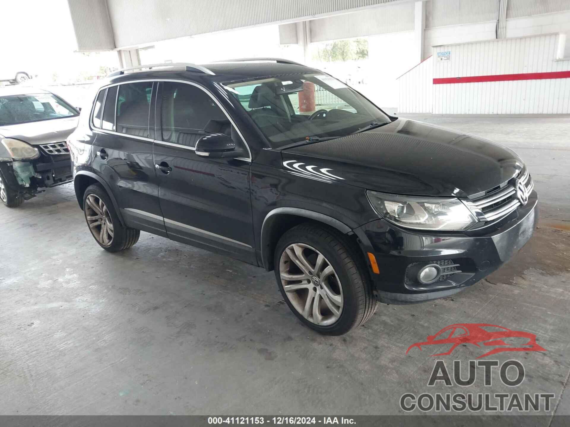 VOLKSWAGEN TIGUAN 2013 - WVGBV7AX7DW523223