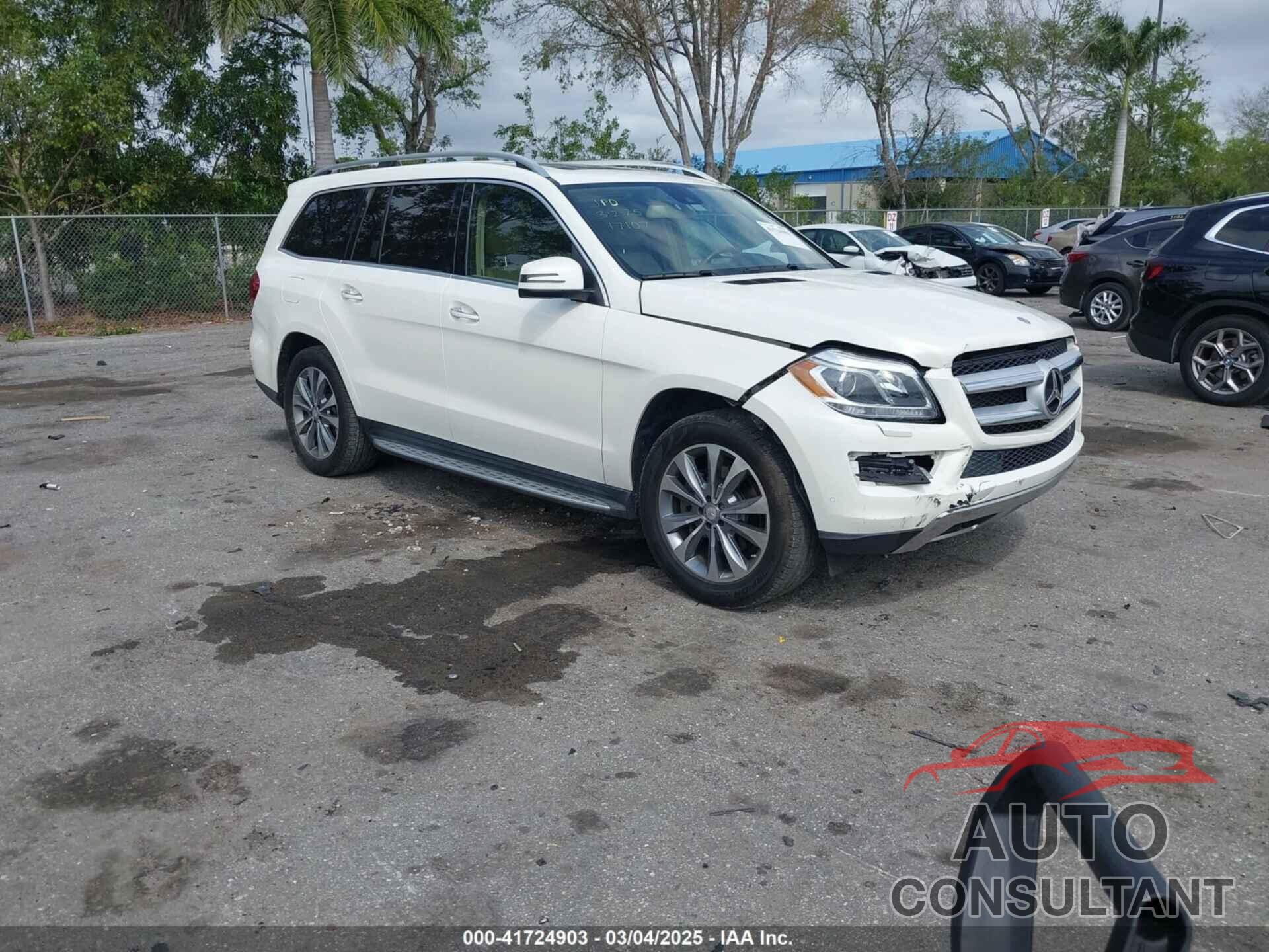 MERCEDES-BENZ GL 450 2015 - 4JGDF6EE6FA501500