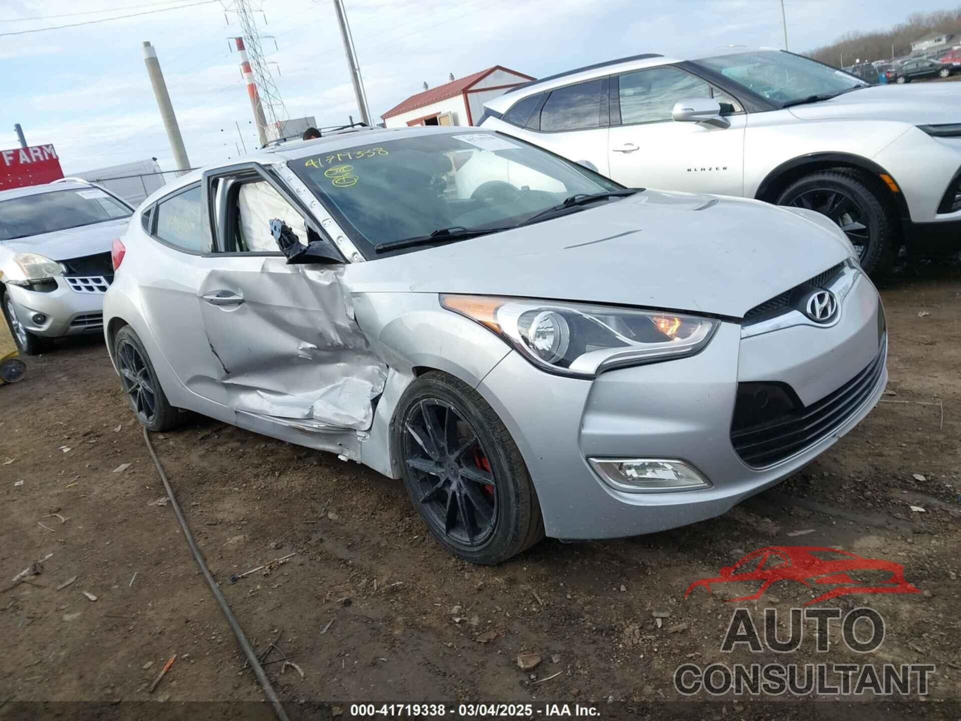 HYUNDAI VELOSTER 2015 - KMHTC6AD8FU233646
