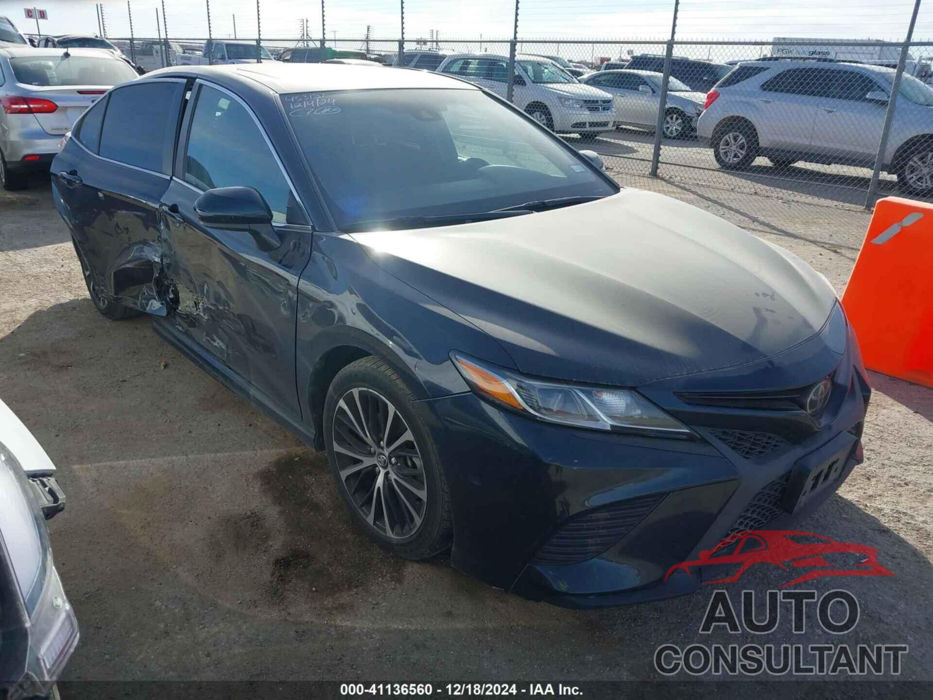 TOYOTA CAMRY 2019 - 4T1B11HK1KU750922