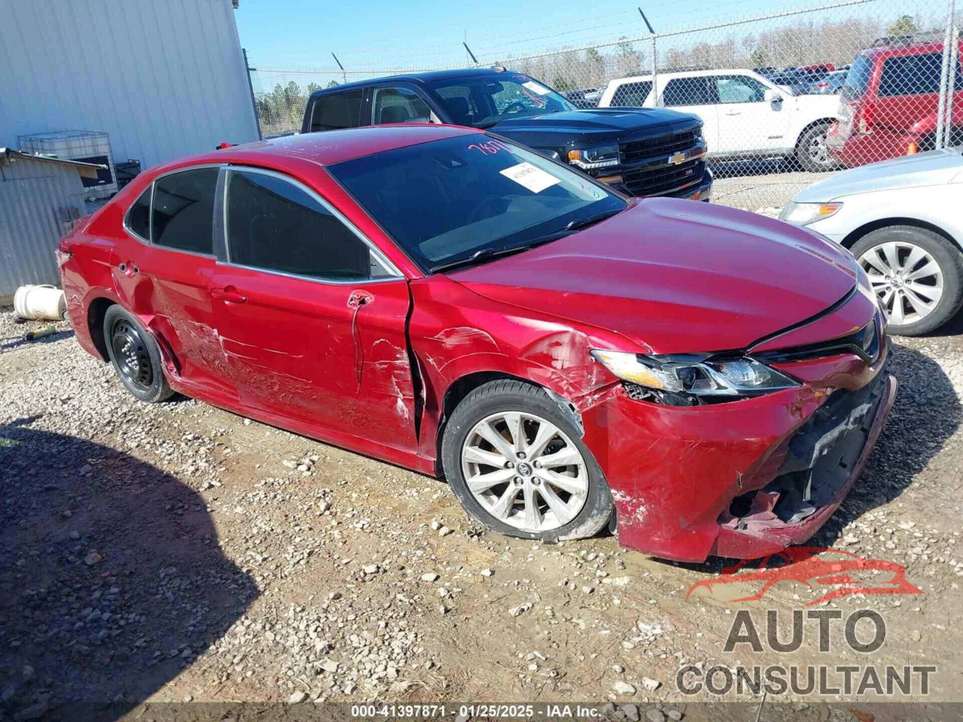 TOYOTA CAMRY 2019 - 4T1B11HK1KU715667