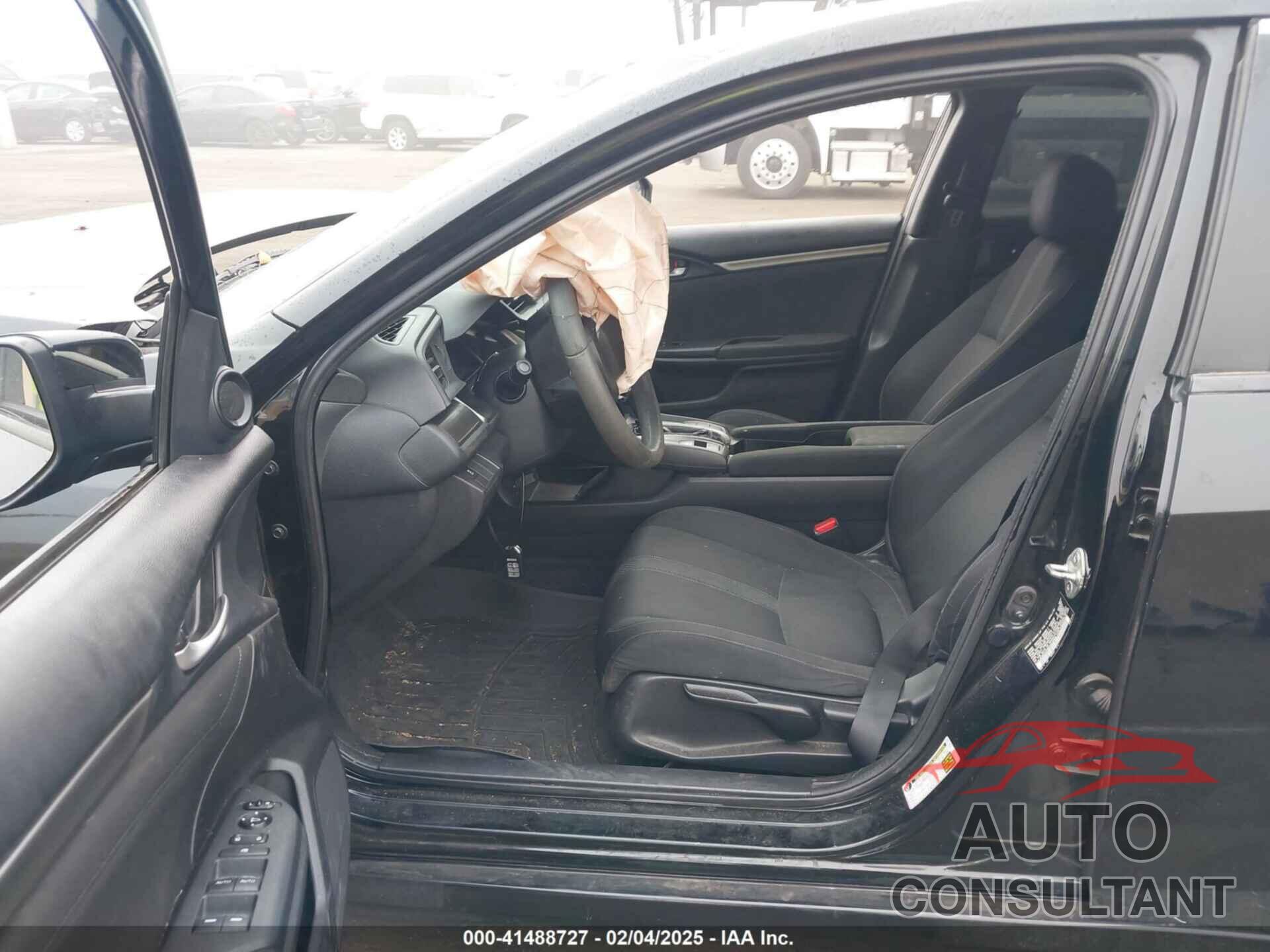 HONDA CIVIC 2017 - SHHFK7H50HU418969