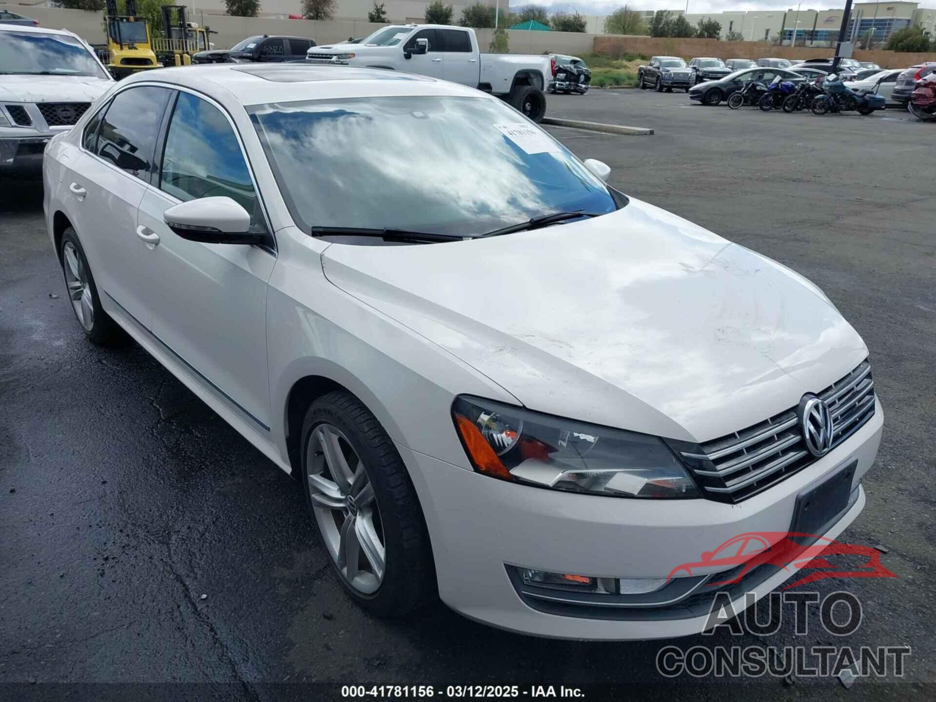 VOLKSWAGEN PASSAT 2012 - 1VWCN7A34CC016962