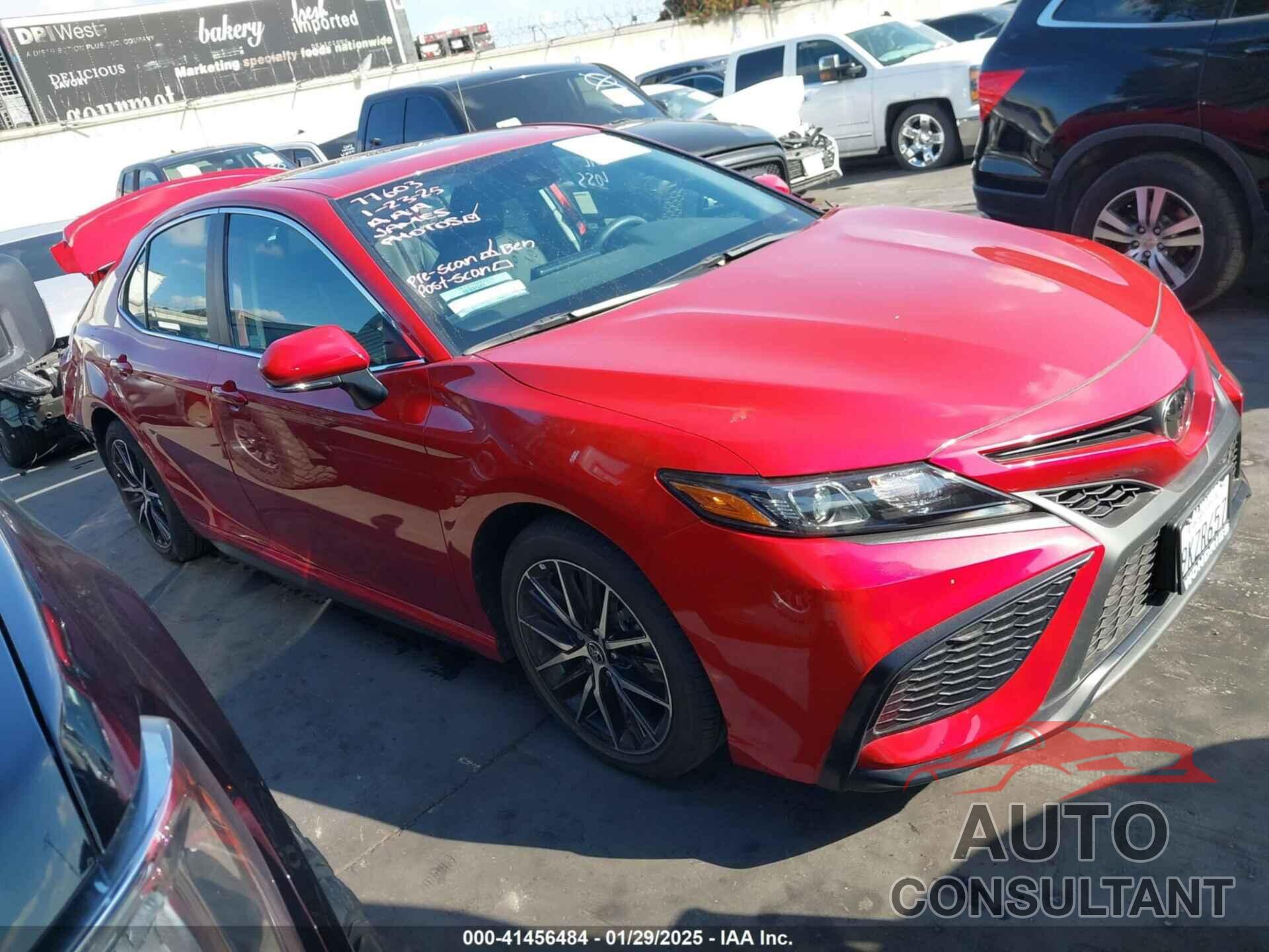 TOYOTA CAMRY 2024 - 4T1G11AK1RU230844