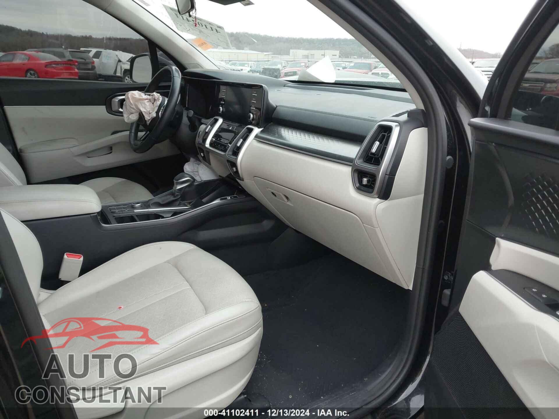 KIA SORENTO 2021 - 5XYRLDLC4MG013796