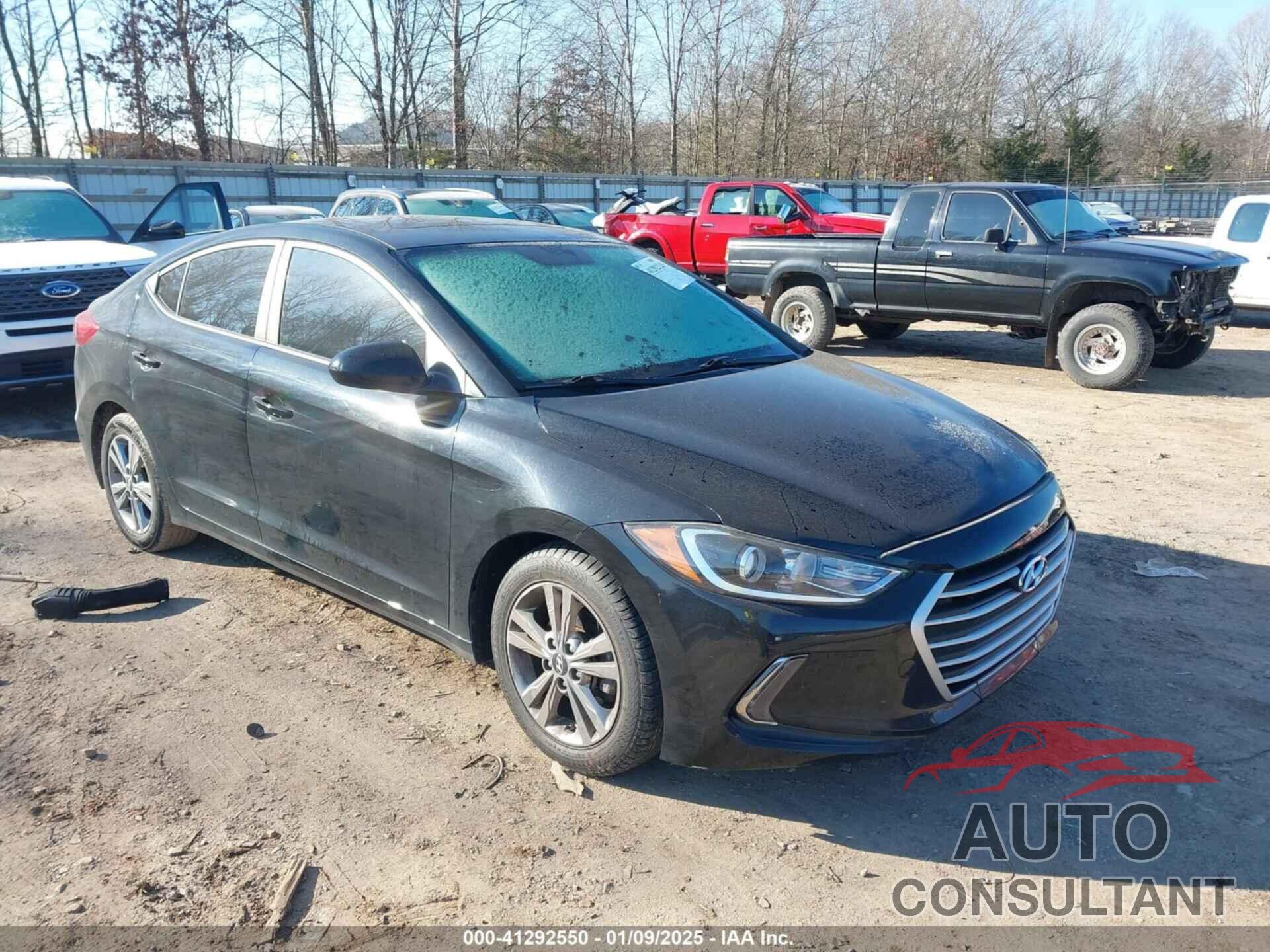 HYUNDAI ELANTRA 2017 - KMHD84LF5HU272433