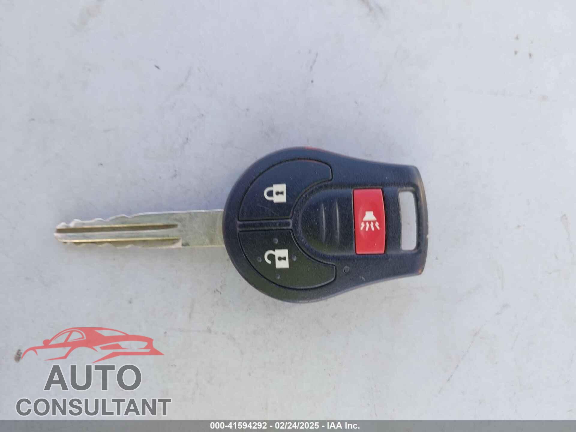 NISSAN VERSA NOTE 2017 - 3N1CE2CP8HL353770