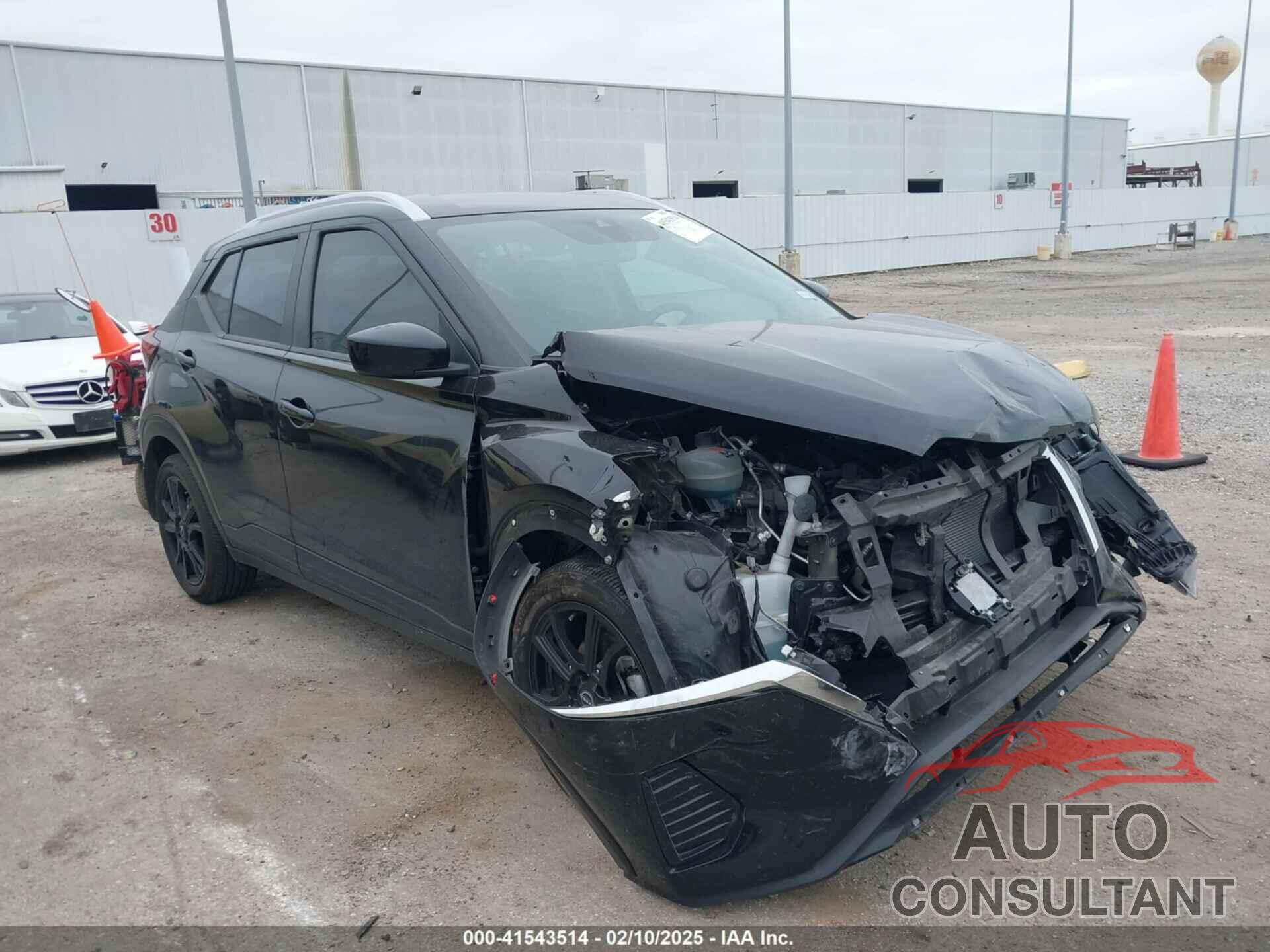 NISSAN KICKS 2023 - 3N1CP5CVXPL564042