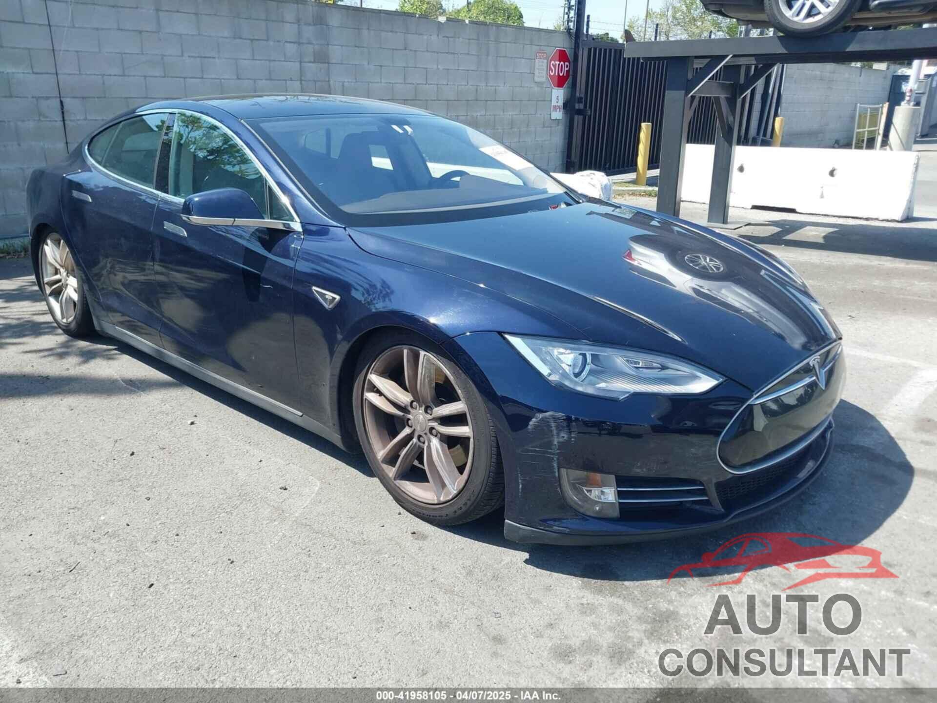 TESLA MODEL S 2013 - 5YJSA1CNXDFP06077