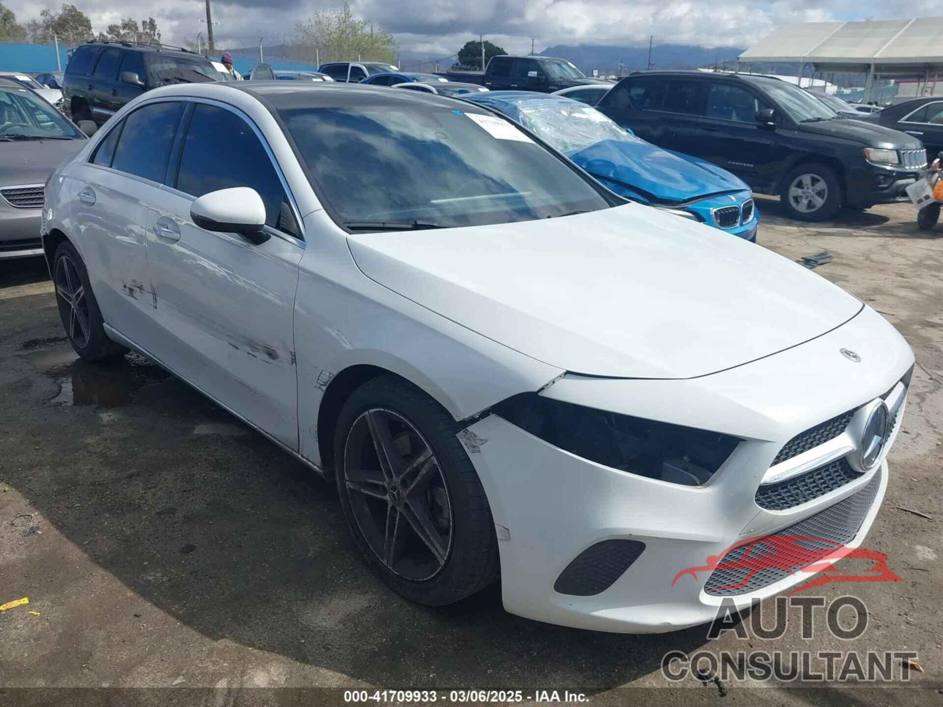 MERCEDES-BENZ A 220 2022 - W1K3G4EB0NJ338614