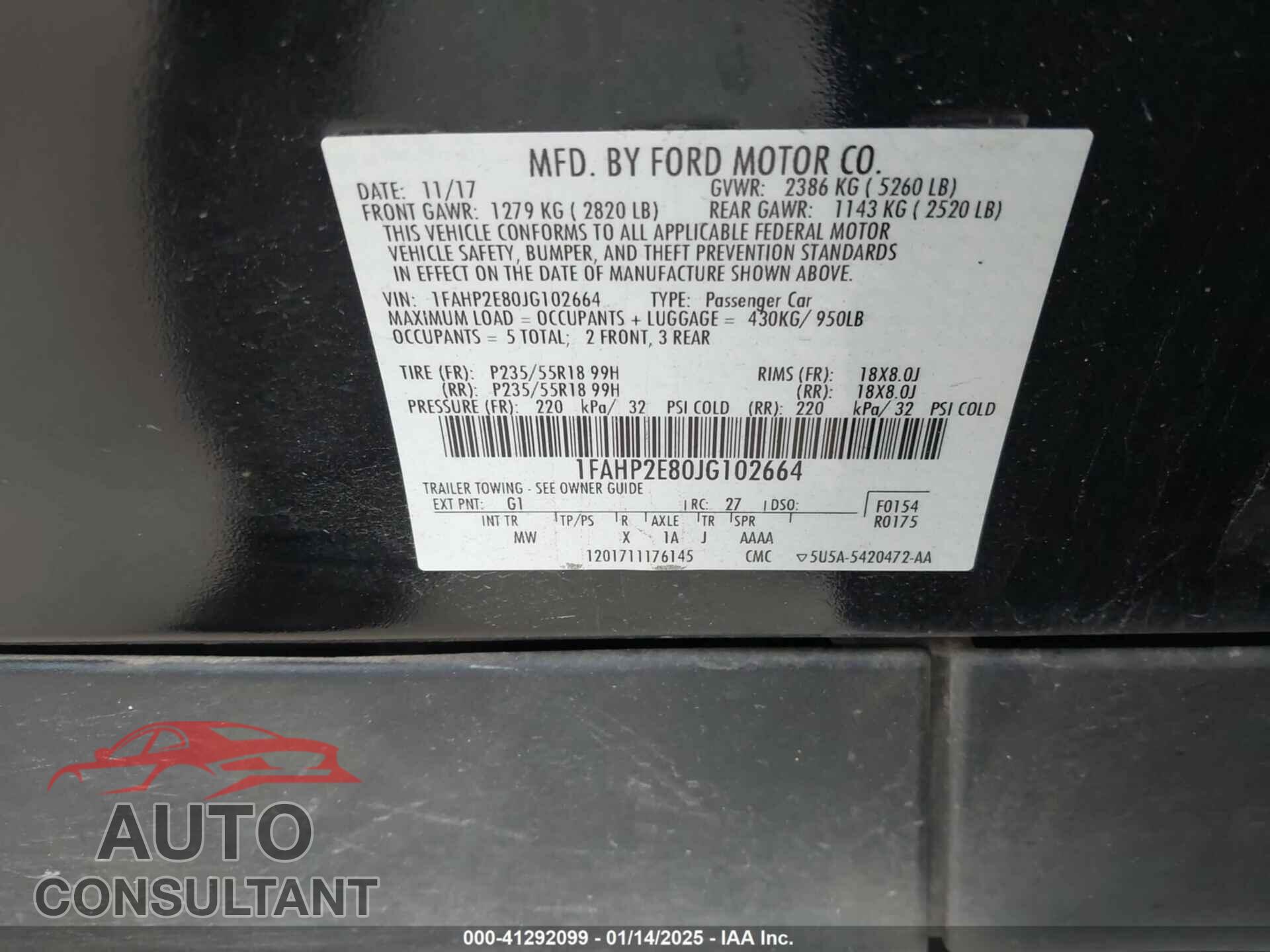 FORD TAURUS 2018 - 1FAHP2E80JG102664