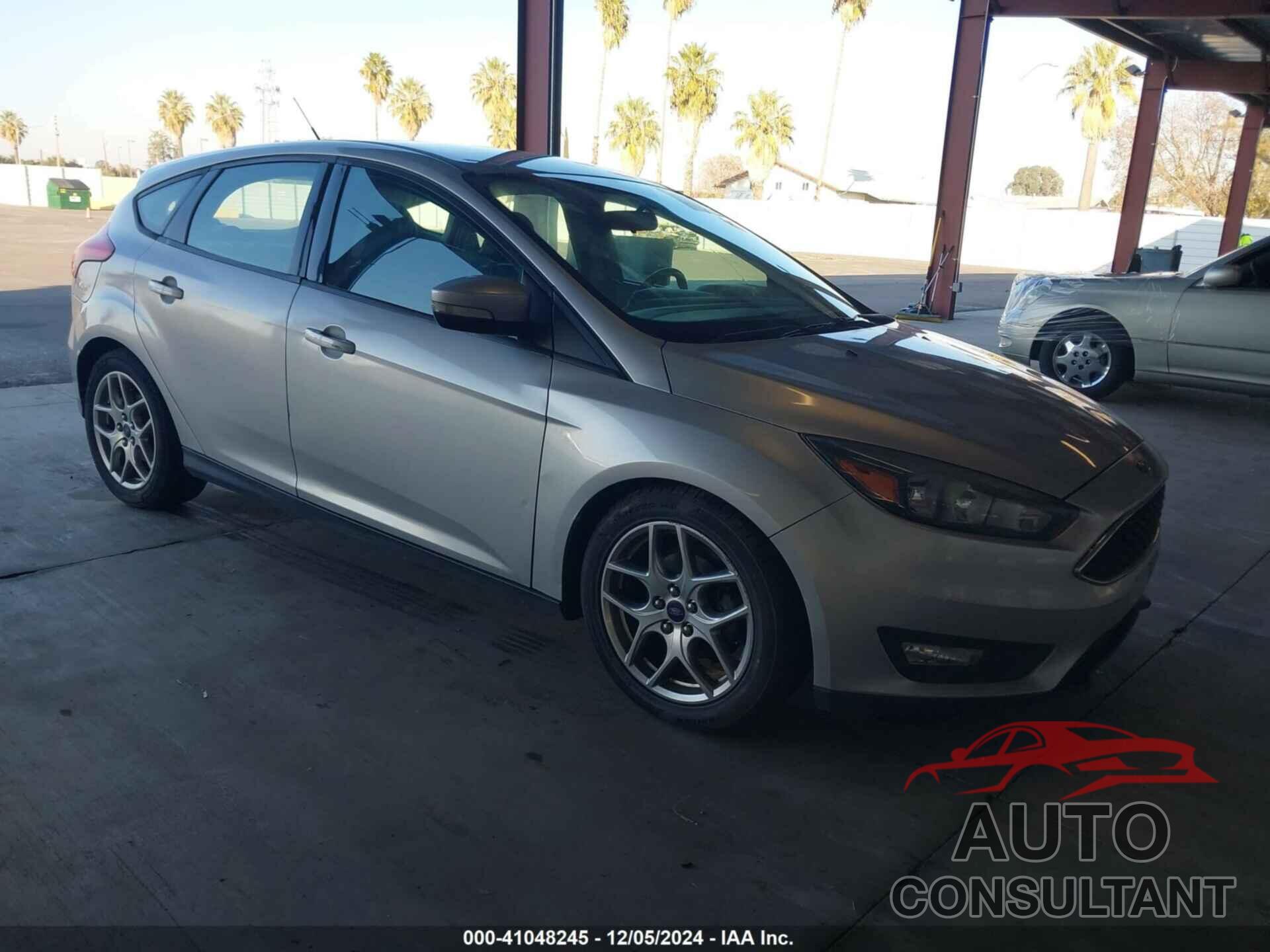 FORD FOCUS 2015 - 1FADP3K28FL341592