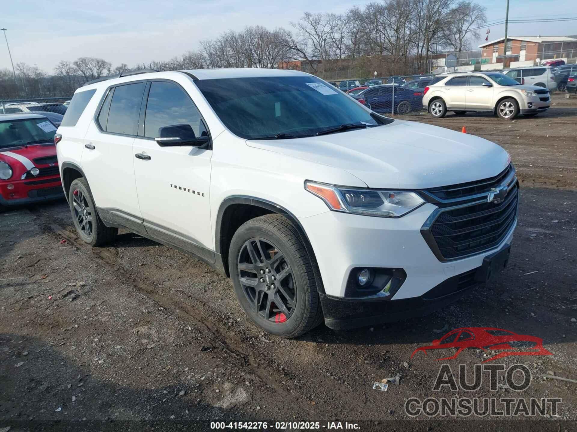 CHEVROLET TRAVERSE 2018 - 1GNEVJKW8JJ127807