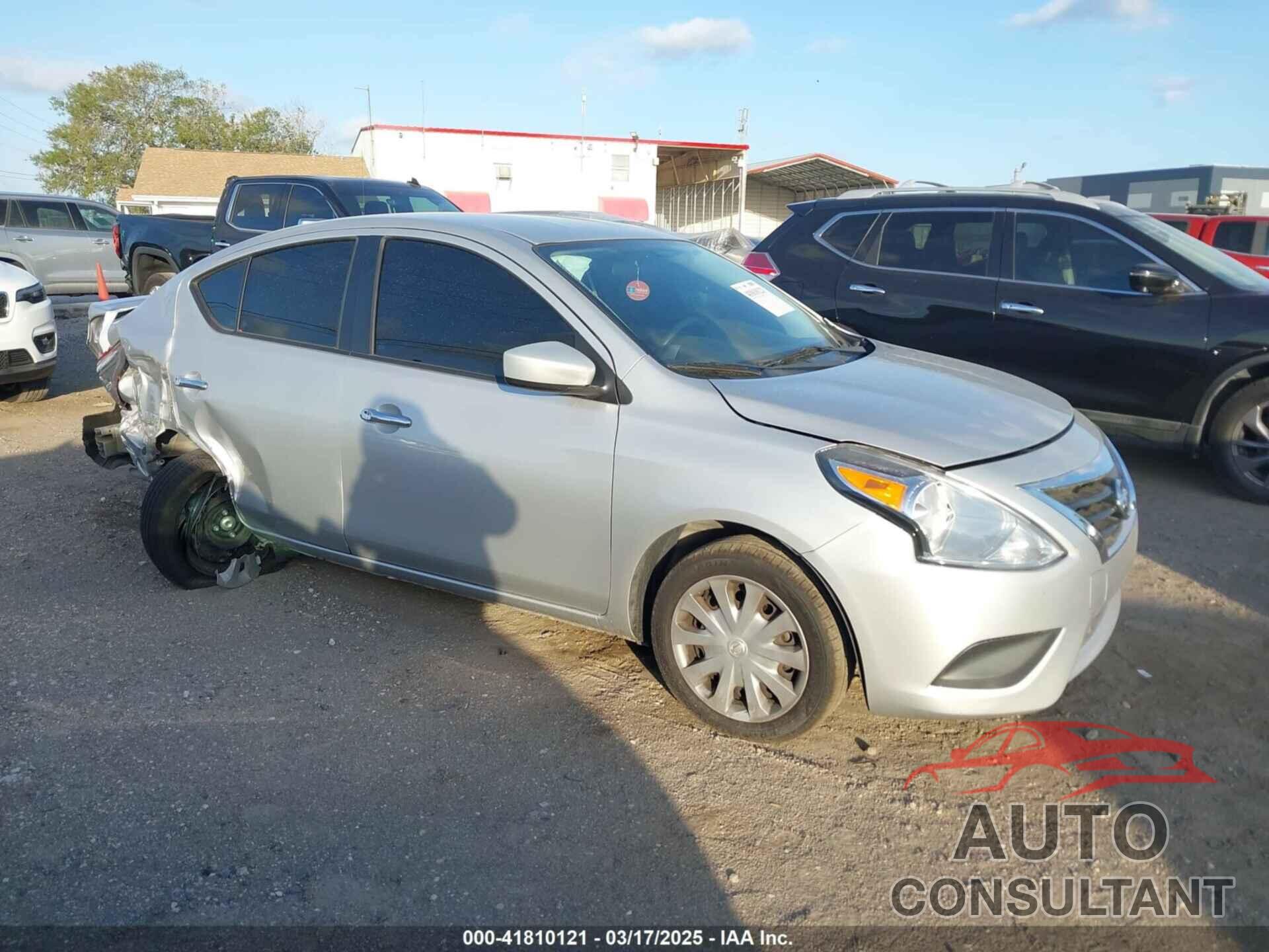 NISSAN VERSA 2019 - 3N1CN7AP6KL825438