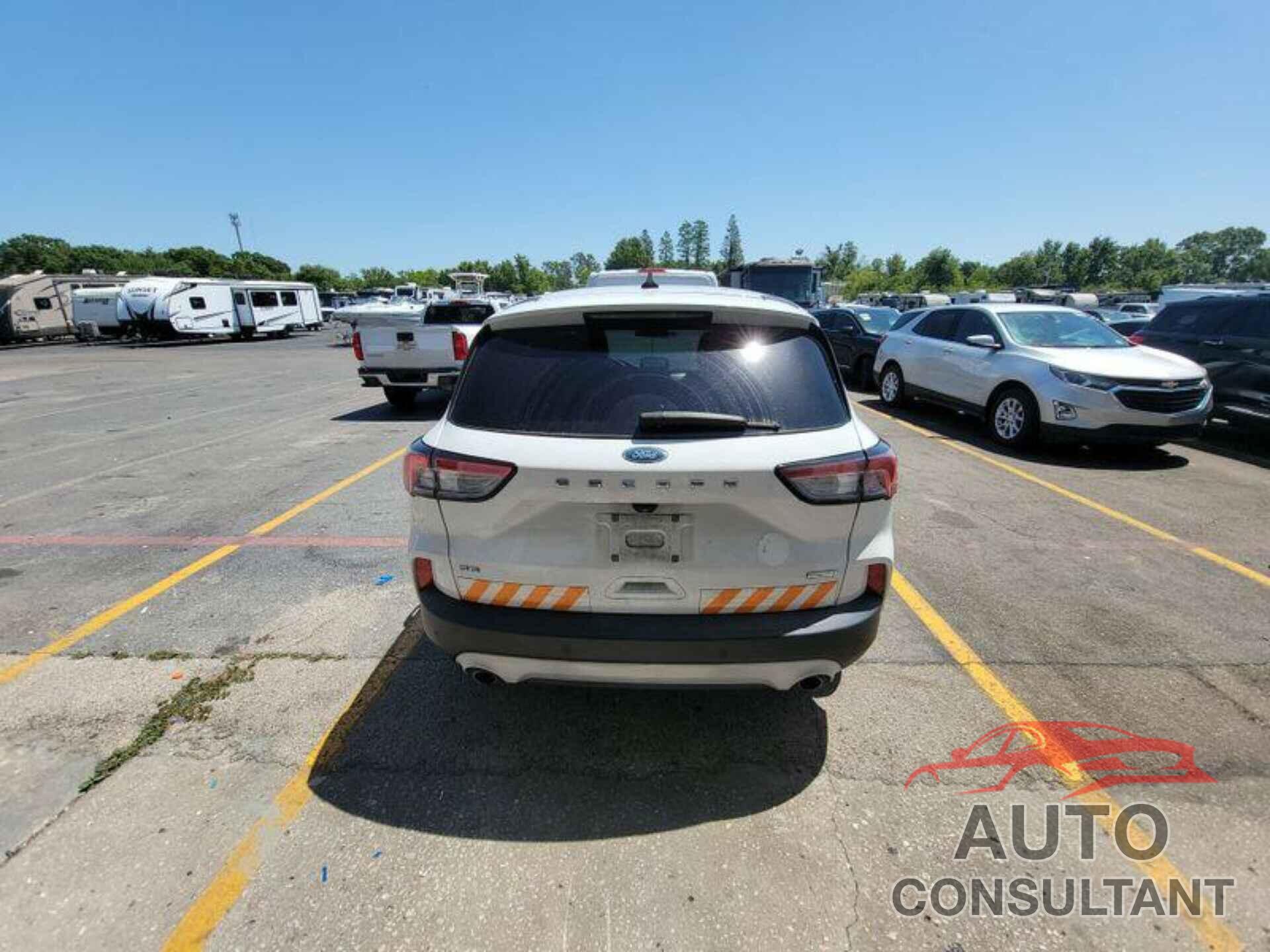 FORD ESCAPE 2020 - 1FMCU0G61LUB82313