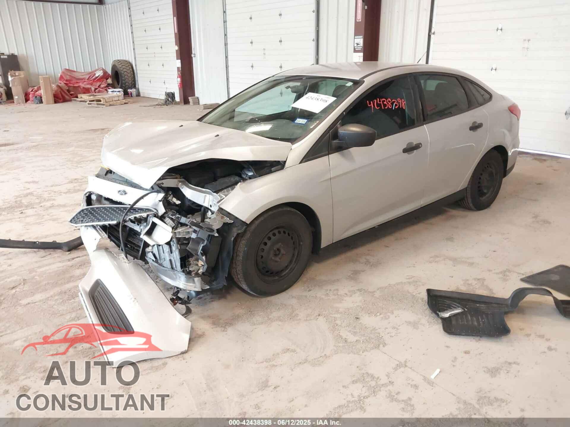 FORD FOCUS 2017 - 1FADP3E25HL222428