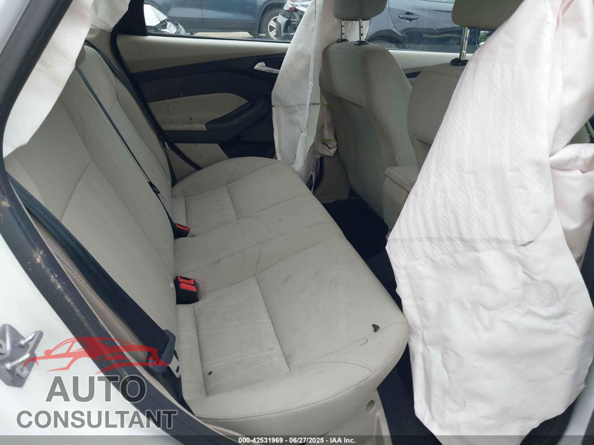 FORD FOCUS 2018 - 1FADP3F24JL247003