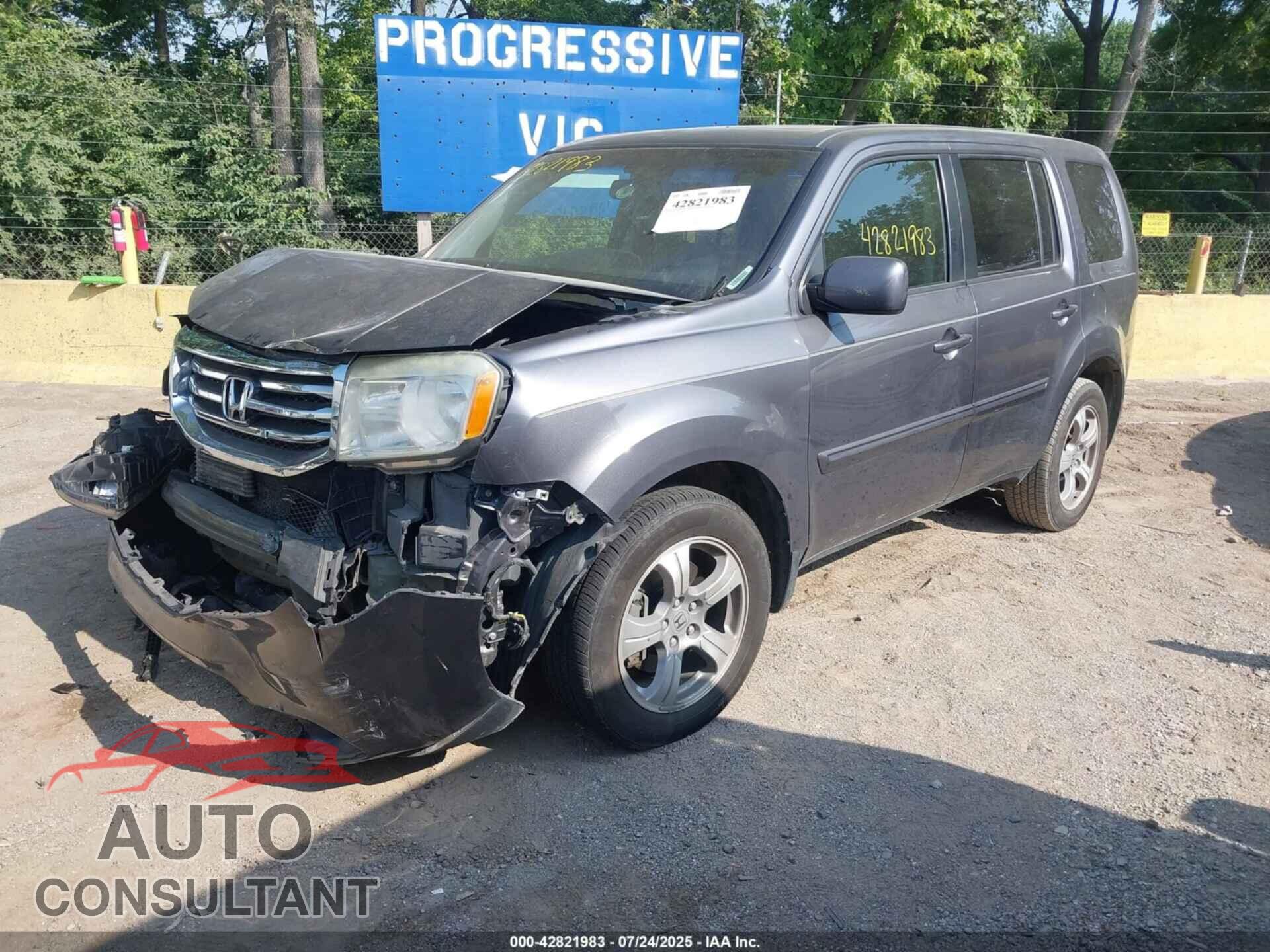 HONDA PILOT 2015 - 5FNYF4H54FB020271