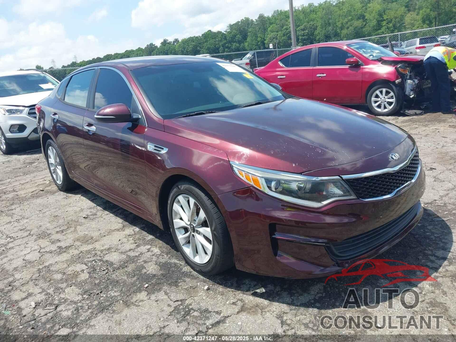 KIA OPTIMA 2017 - 5XXGT4L30HG122144